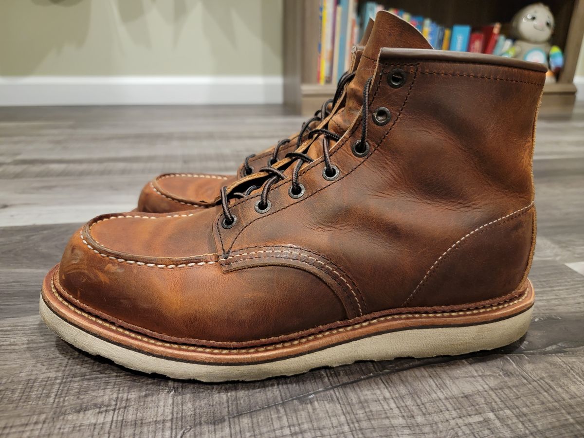 Photo by jtstav on January 6, 2023 of the Red Wing 6-Inch Classic Moc in S.B. Foot Copper Rough and Tough.