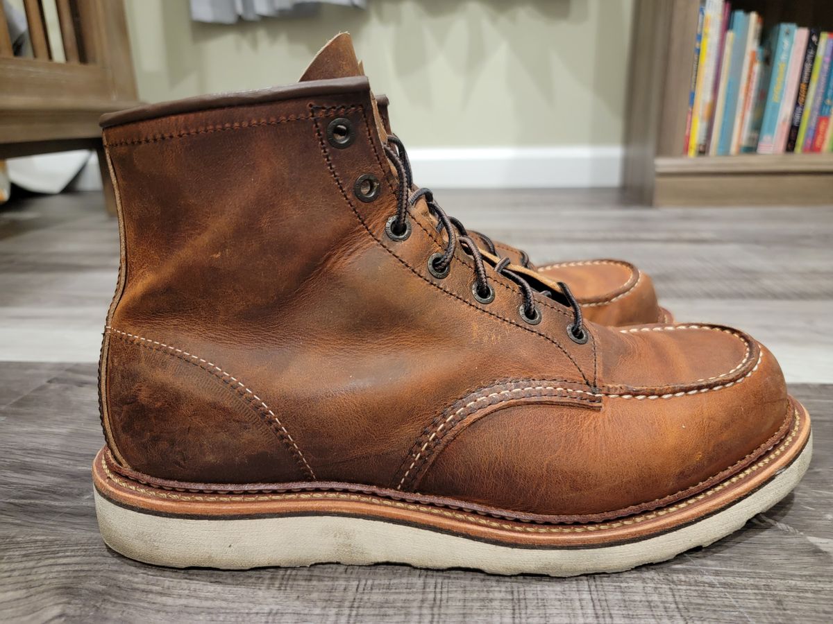 Photo by jtstav on January 6, 2023 of the Red Wing 6-Inch Classic Moc in S.B. Foot Copper Rough and Tough.