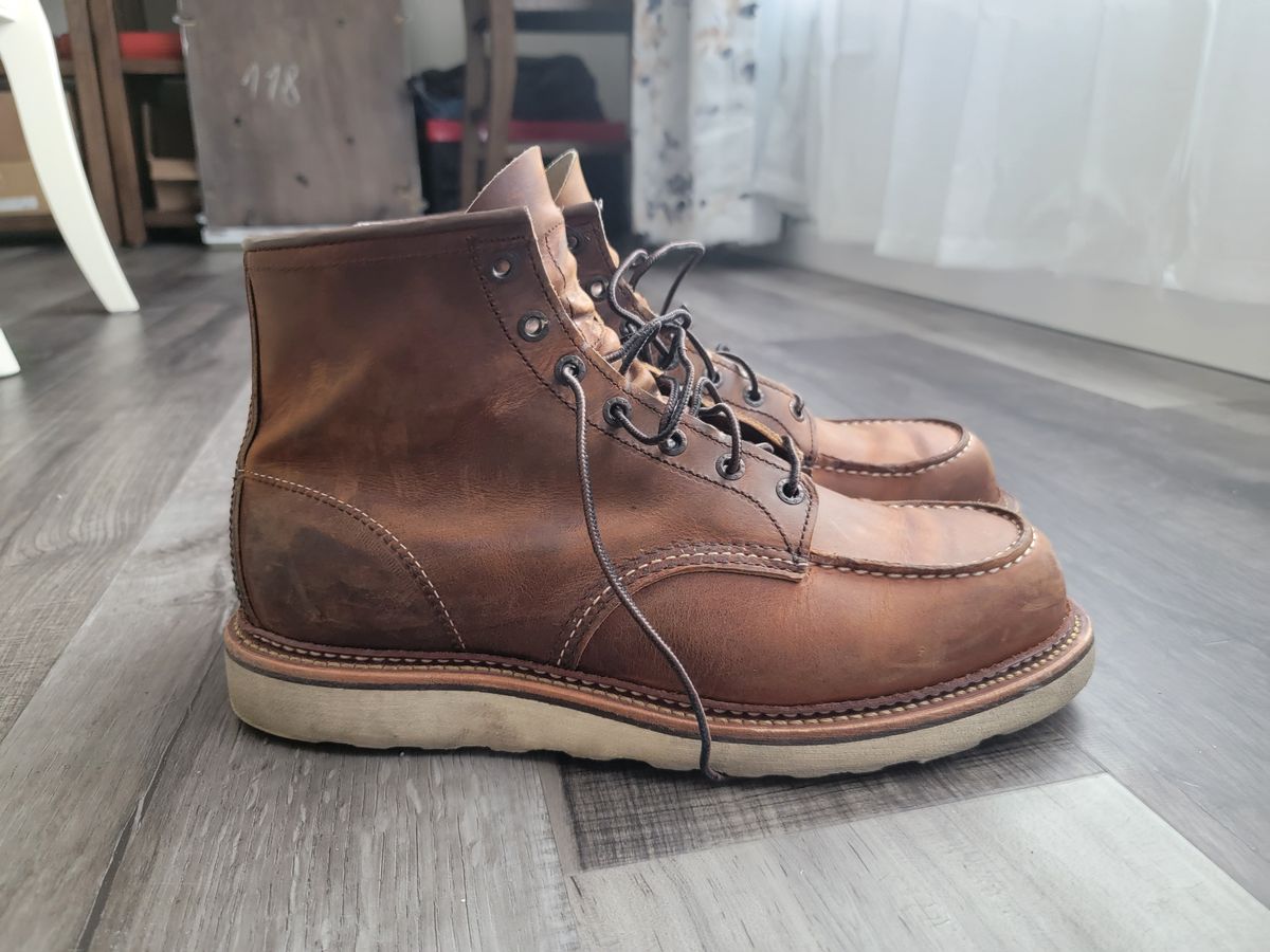 Photo by jtstav on February 5, 2023 of the Red Wing 6-Inch Classic Moc in S.B. Foot Copper Rough and Tough.
