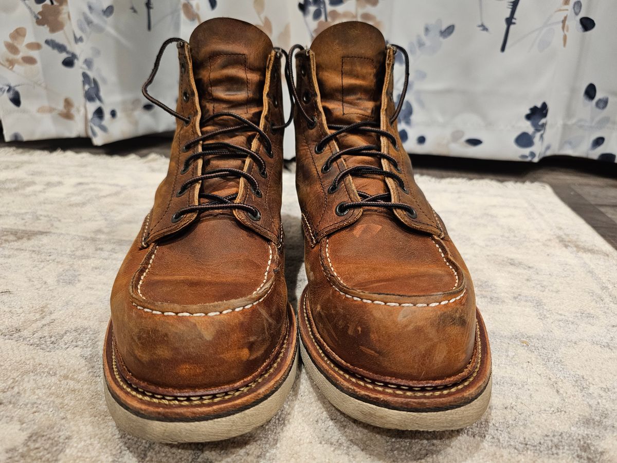 Photo by jtstav on April 6, 2023 of the Red Wing 6-Inch Classic Moc in S.B. Foot Copper Rough and Tough.