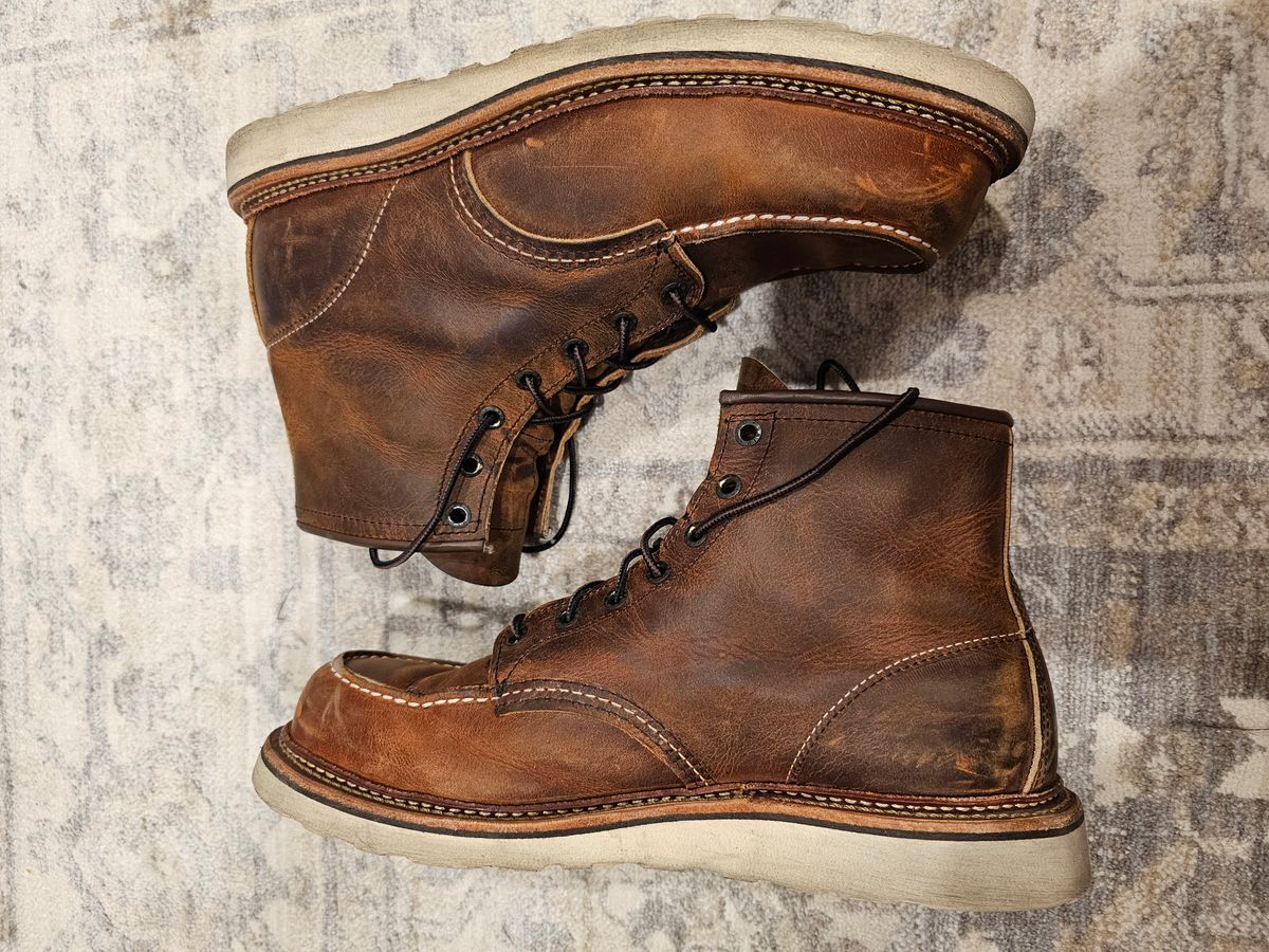 Photo by jtstav on April 6, 2023 of the Red Wing 6-Inch Classic Moc in S.B. Foot Copper Rough and Tough.