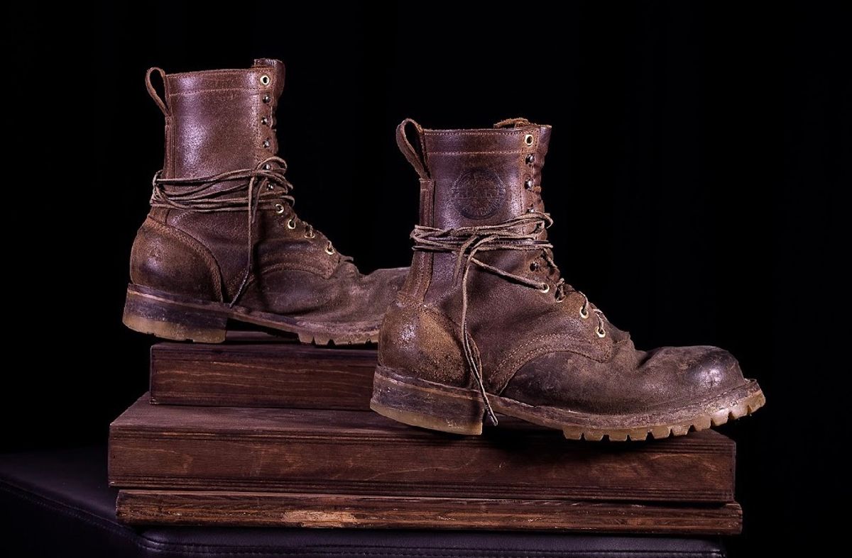 Photo by traceycortez on February 5, 2026 of the Frank's Boots Ground Pounder in Horween Natural Waxed Flesh.