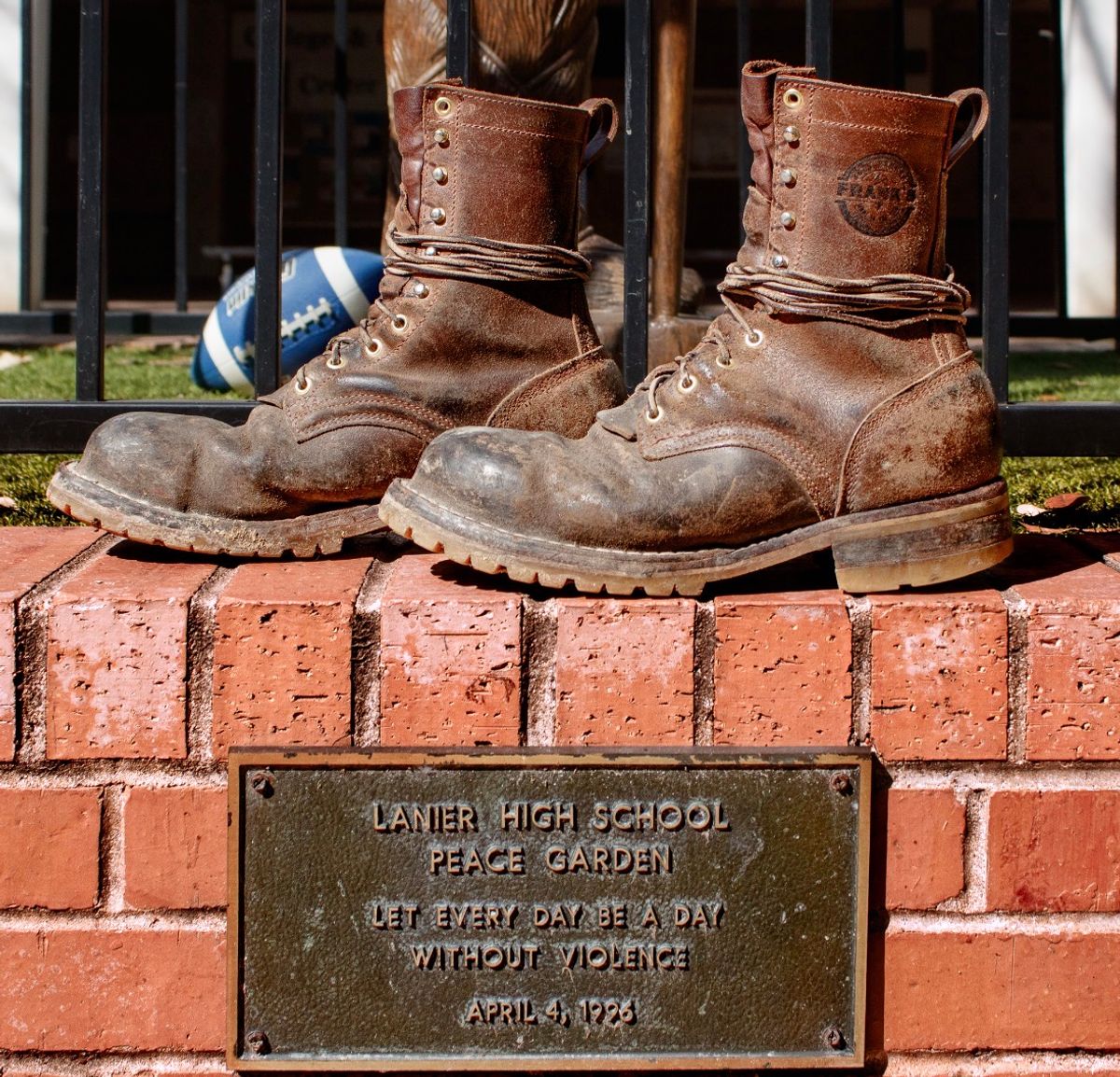 Photo by traceycortez on February 5, 2026 of the Frank's Boots Ground Pounder in Horween Natural Waxed Flesh.