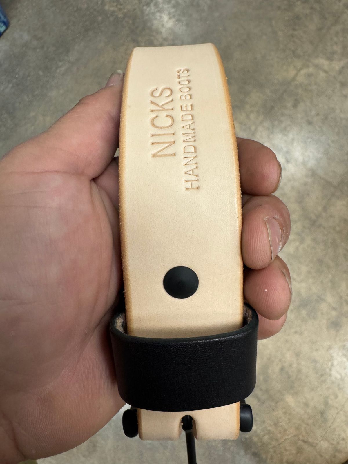 Photo by traceycortez on October 1, 2025 of the Nicks Natural/Blackout - Heavy Duty Work Belt in Wickett & Craig Natural Veg Tan & Wickett & Craig Natural Veg Tan Overdyed Black.
