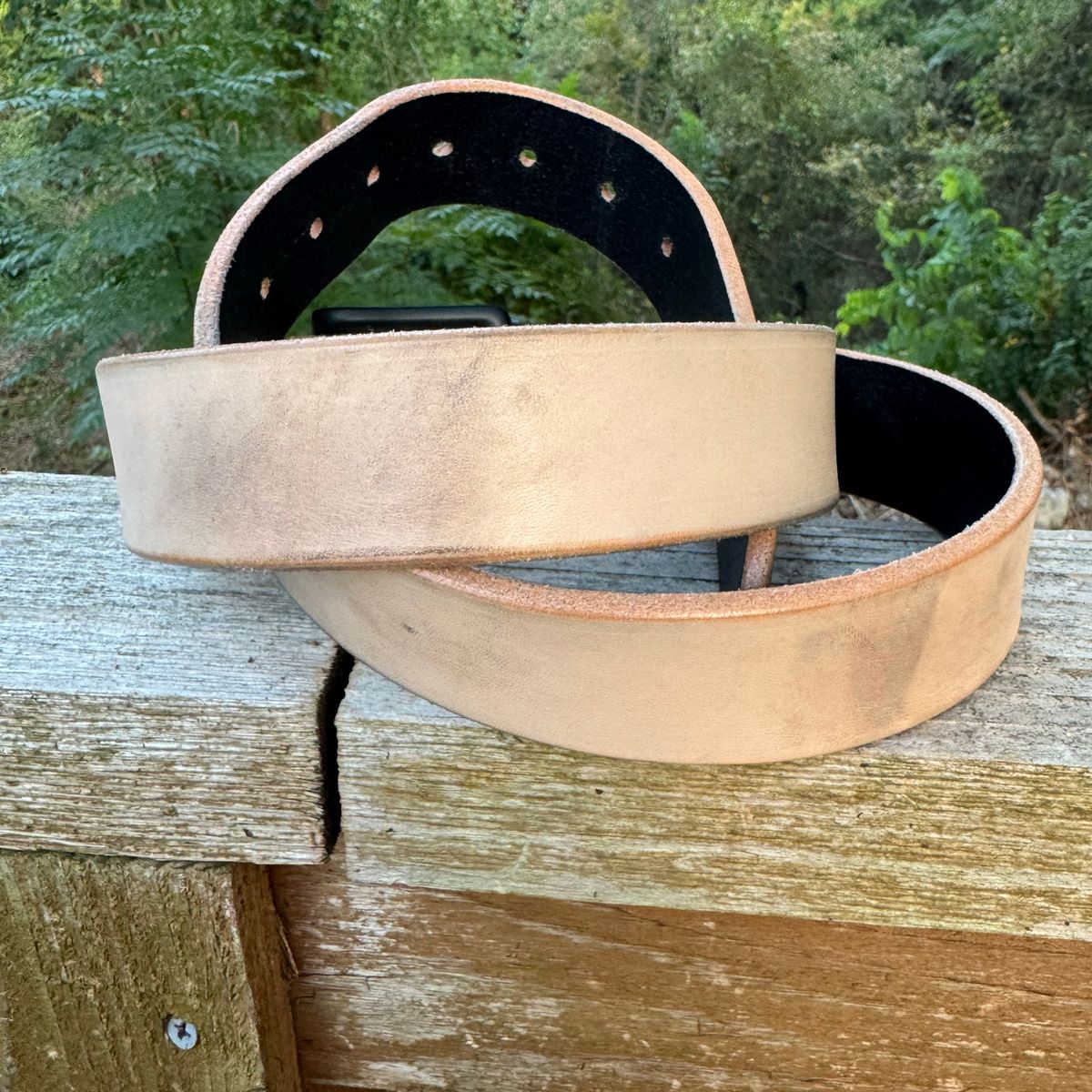 Photo by traceycortez on October 3, 2025 of the Nicks Natural/Blackout - Heavy Duty Work Belt in Wickett & Craig Natural Veg Tan & Wickett & Craig Natural Veg Tan Overdyed Black.