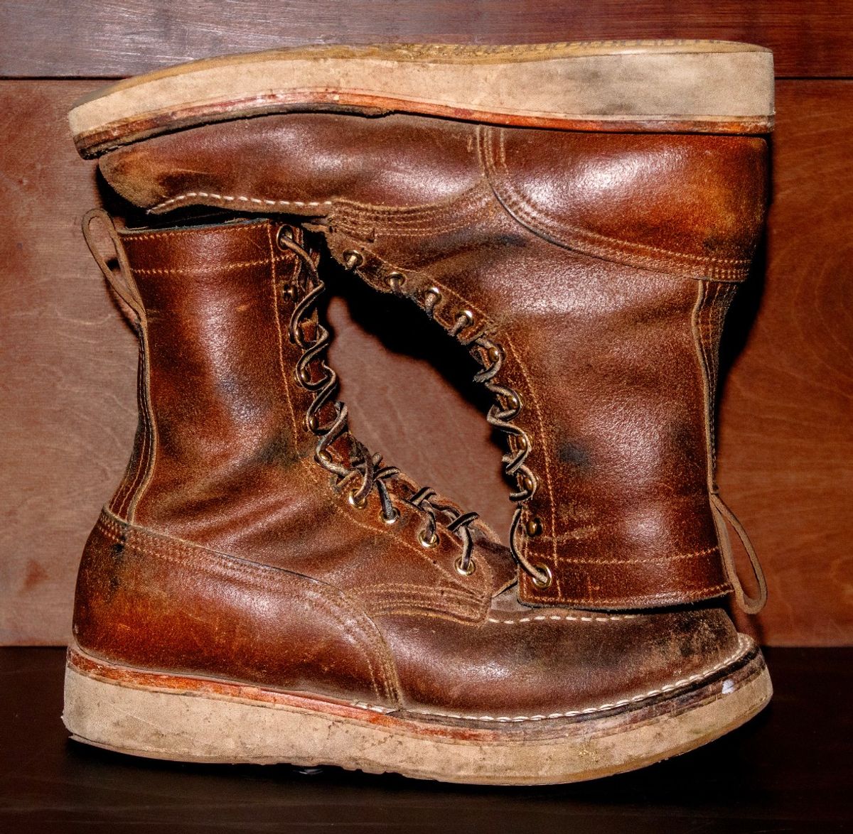 Photo by traceycortez on December 5, 2025 of the Nicks Moc Toe HD in Horween Ember Waxed flesh.