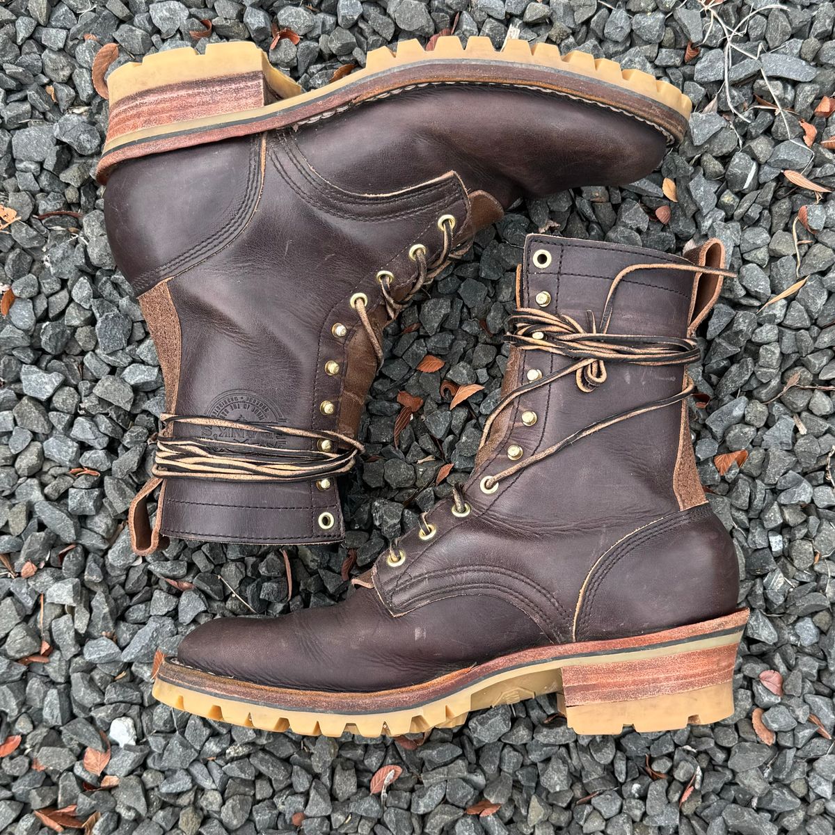 Photo by traceycortez on November 5, 2024 of the Frank's Boots Type 1 Commander in Horween Black Teacore Cypress & Horween Natural Waxed Flesh.