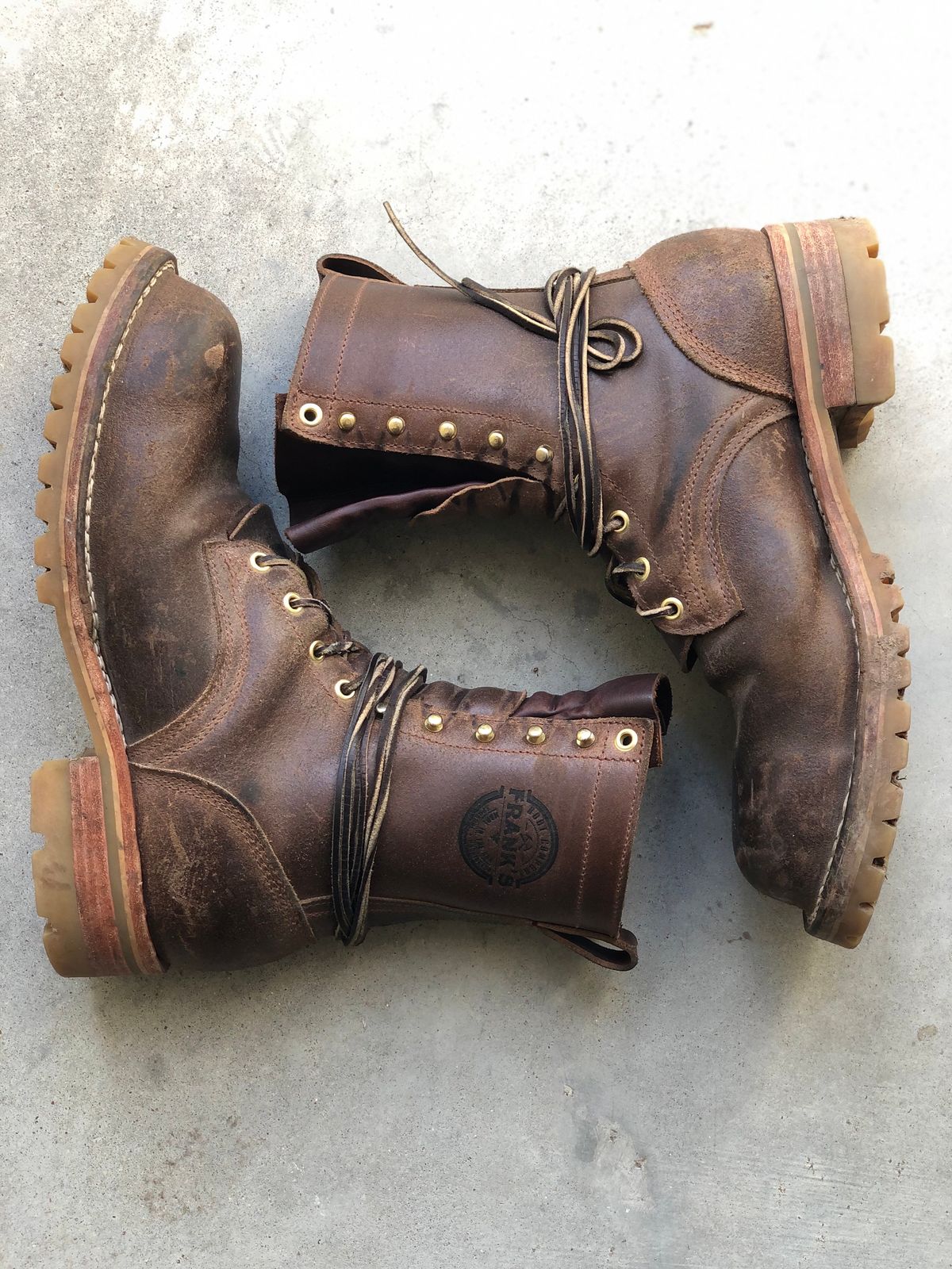 Photo by traceycortez on November 3, 2023 of the Frank's Boots Ground Pounder in Horween Natural Waxed Flesh.