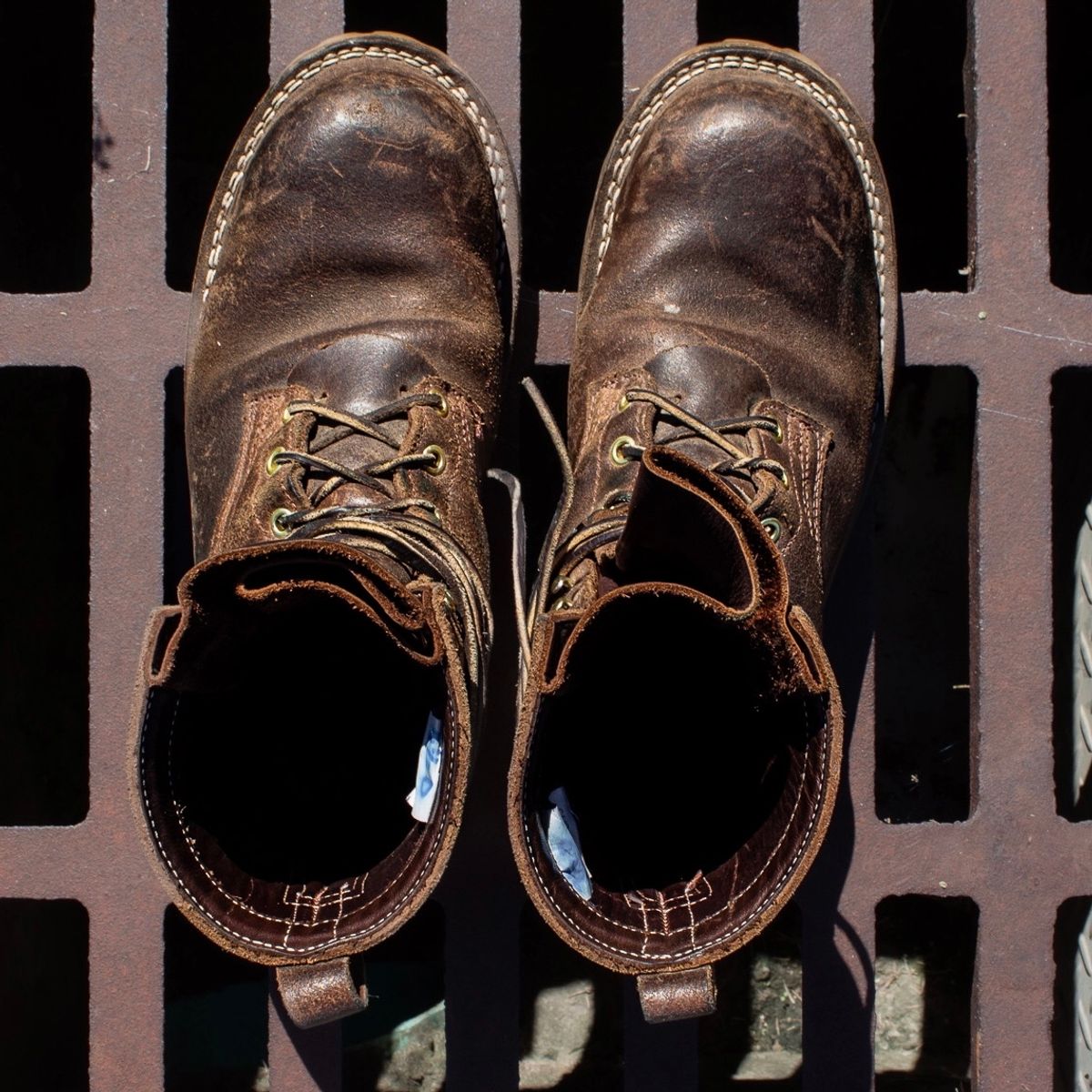 Photo by traceycortez on November 5, 2023 of the Frank's Boots Ground Pounder in Horween Natural Waxed Flesh.