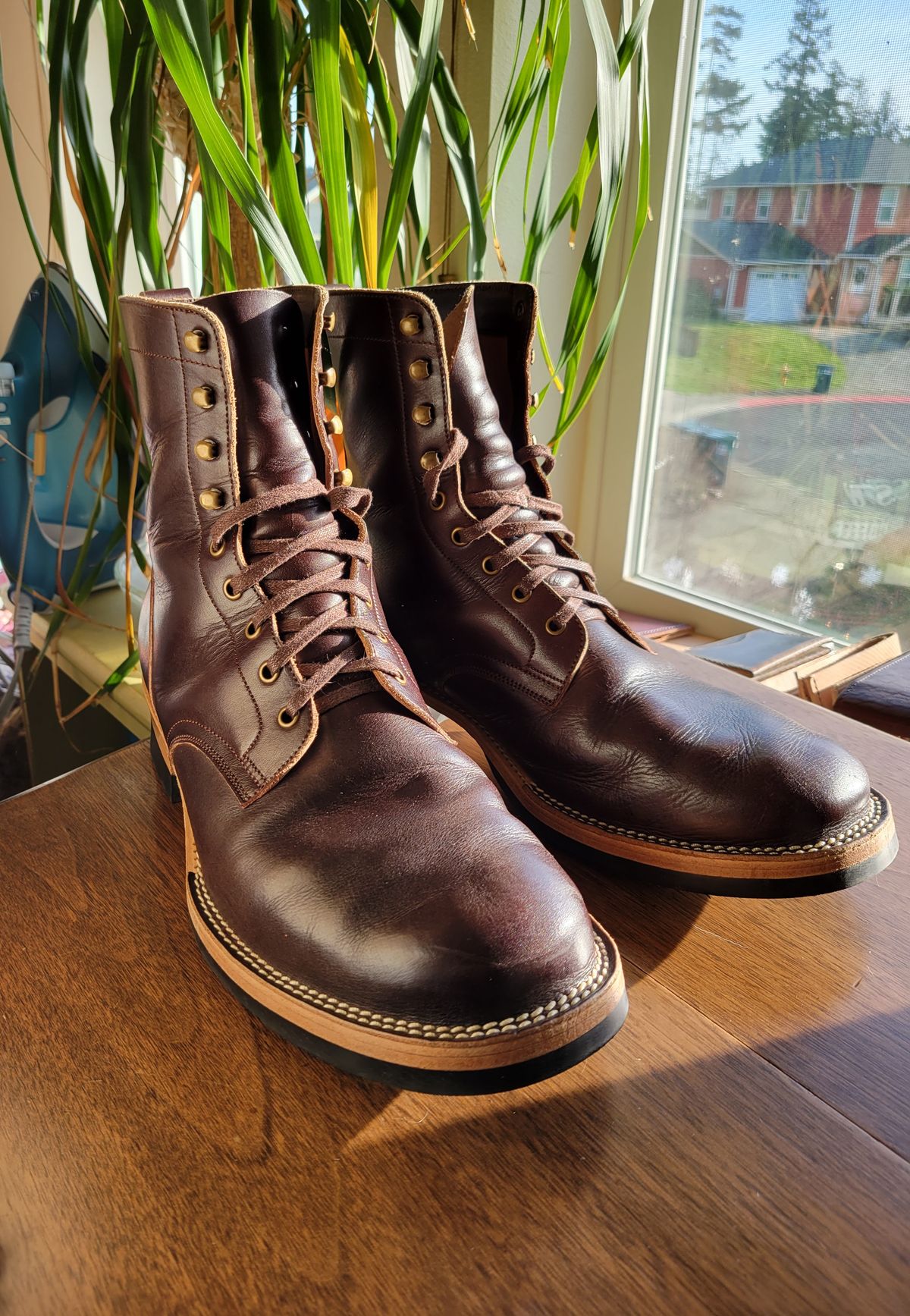 Photo by speedlacer on December 15, 2023 of the Jakkrabbits Field Boots in Indonesian Natural Veg Tan.