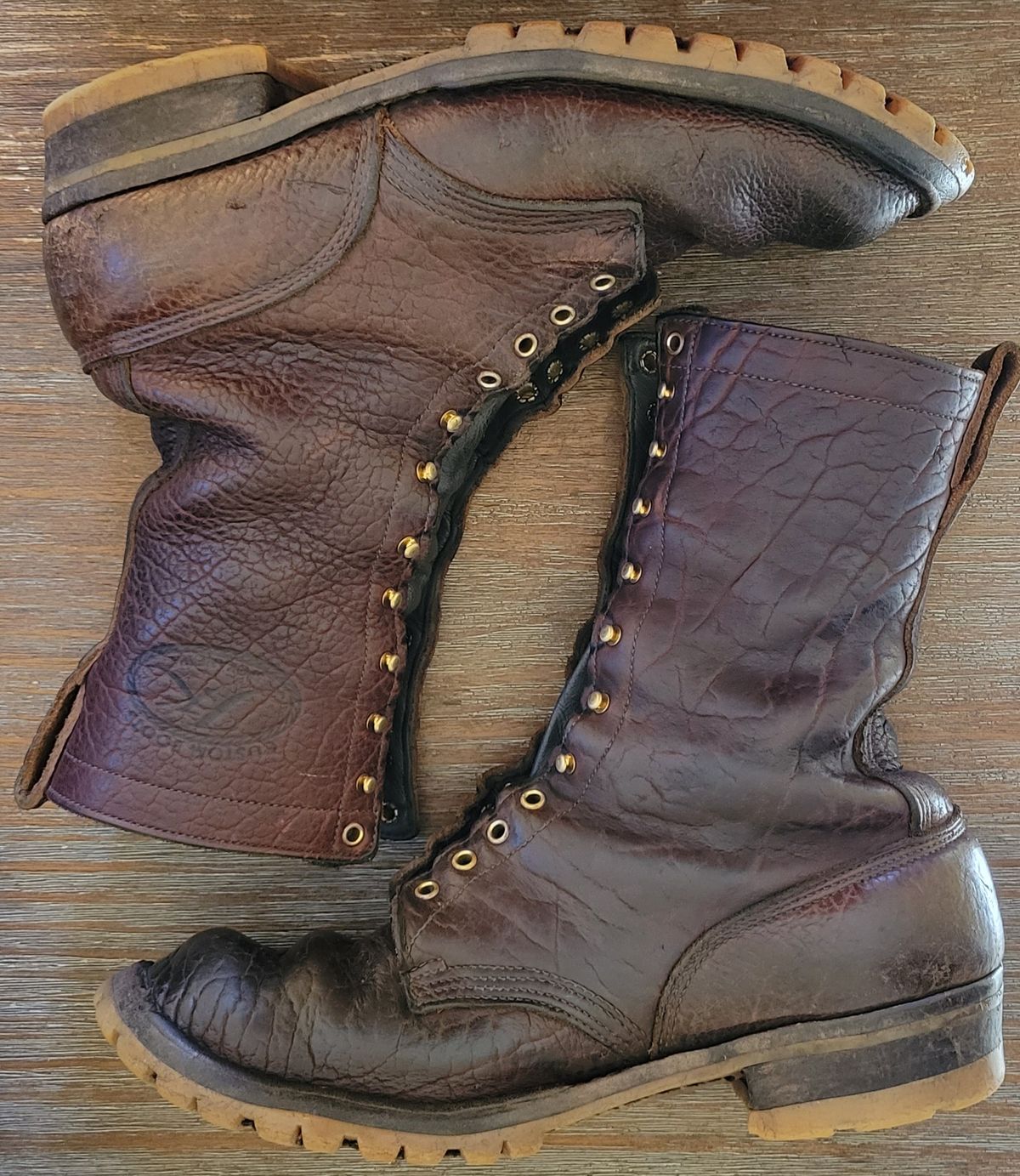 Photo by speedlacer on October 28, 2023 of the JK Boots Superduty in Unknown Material.