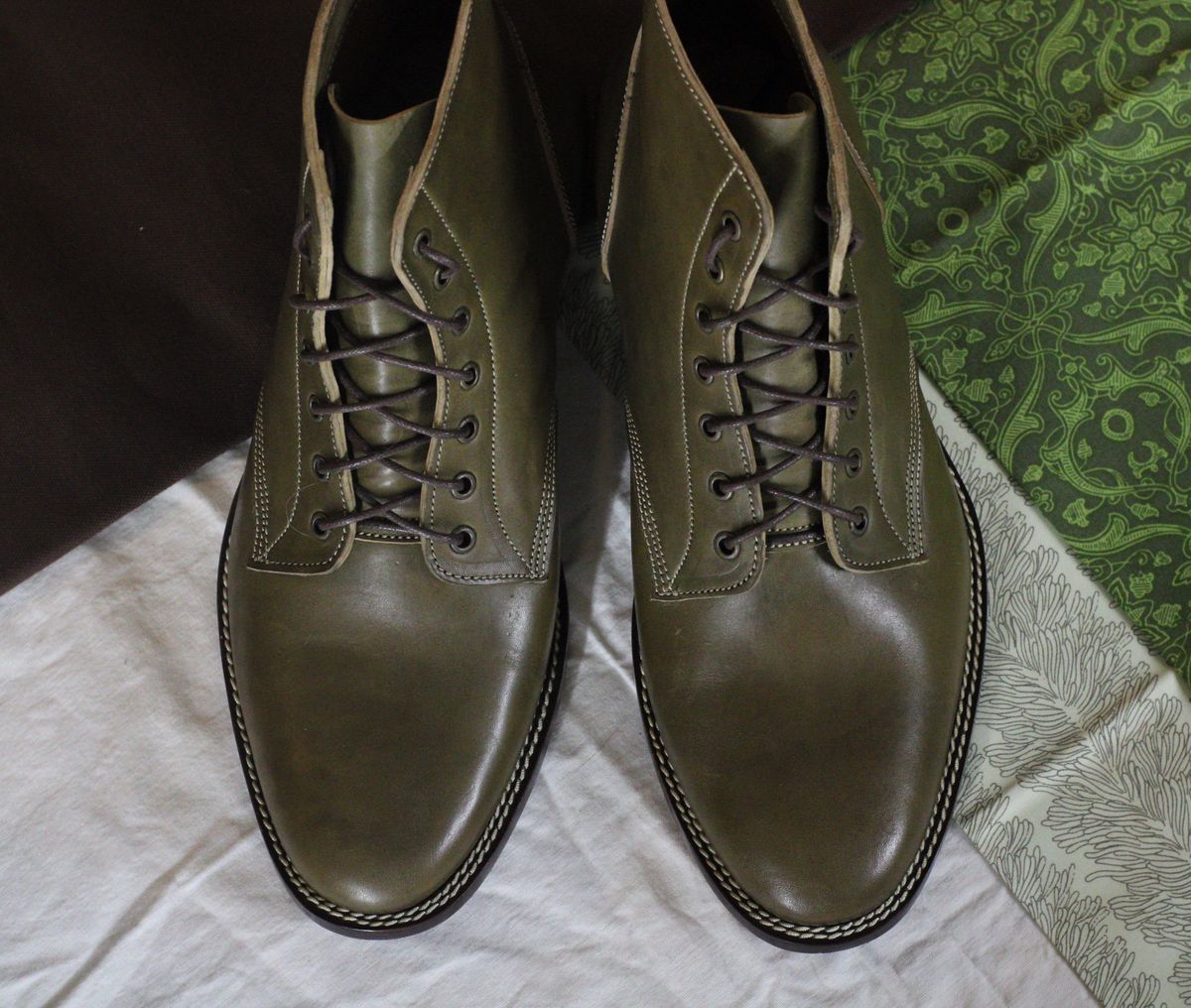 Photo by speedlacer on November 4, 2024 of the Jakkrabbits Officer Boots in Maryam Salvia Horsebutt.