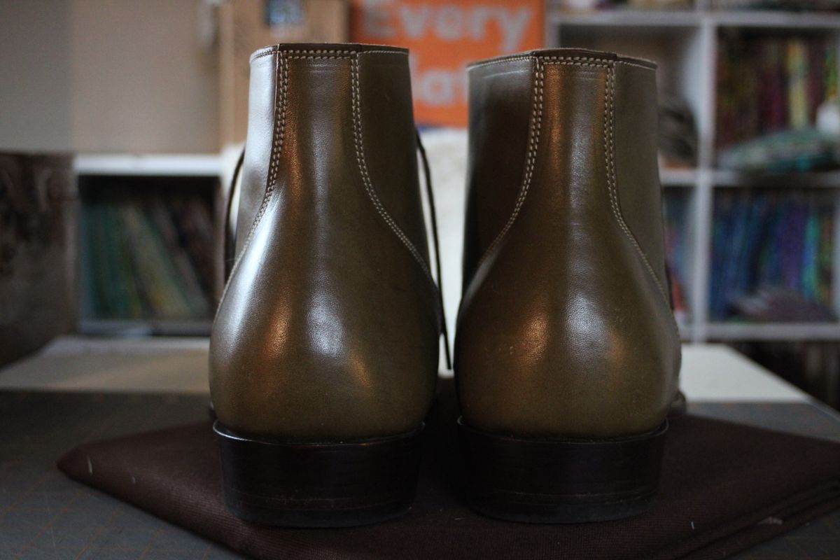 Photo by speedlacer on January 5, 2025 of the Jakkrabbits Officer Boots in Maryam Salvia Horsebutt.