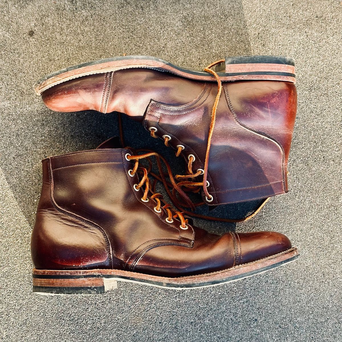 Photo by tippytoes on March 6, 2024 of the Viberg Service Boot in Horween Brown Chromexcel.