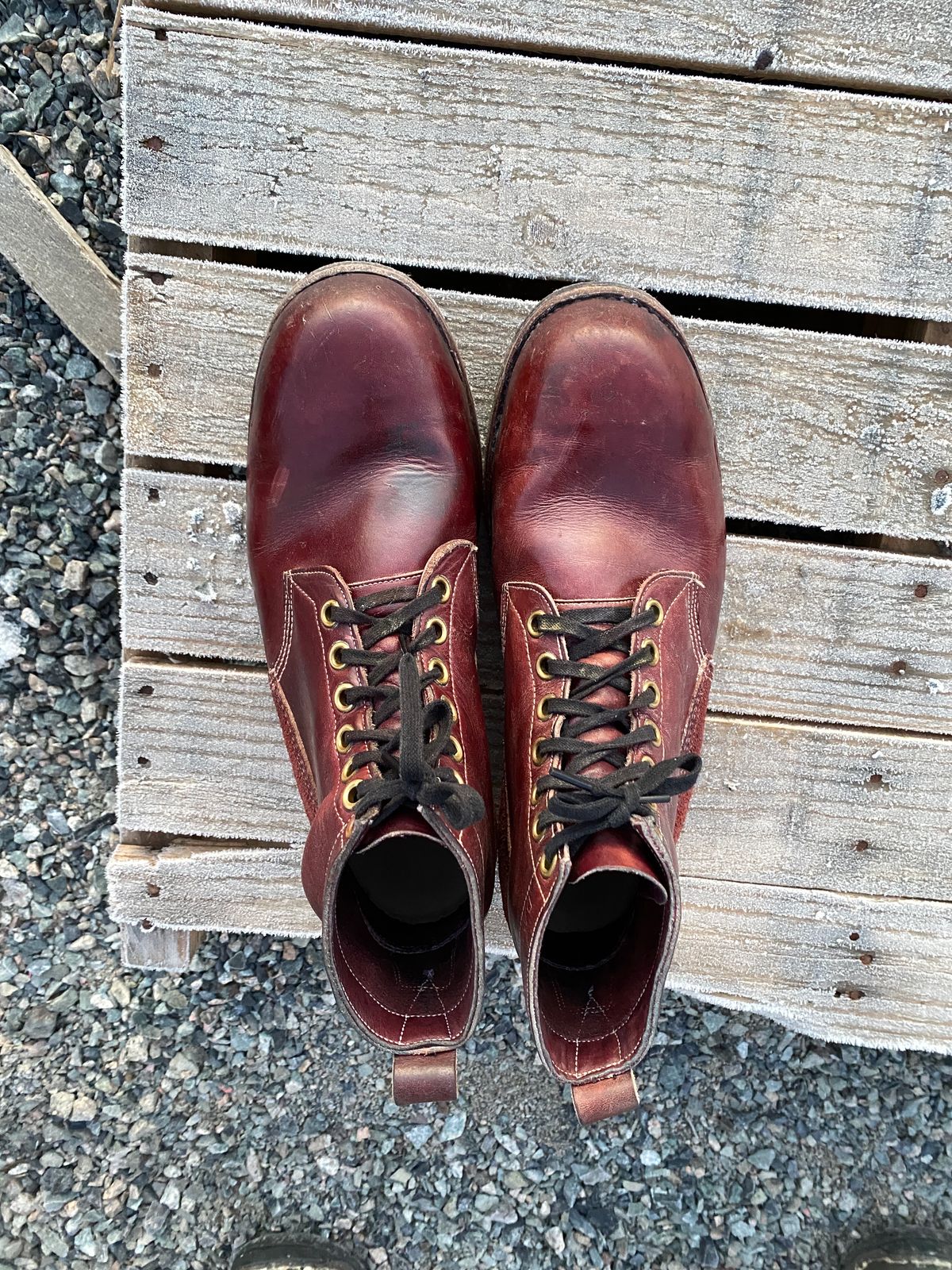 Photo by Benito on December 5, 2022 of the Dayton Boots 9496 Steel Toe in Unknown Leather.