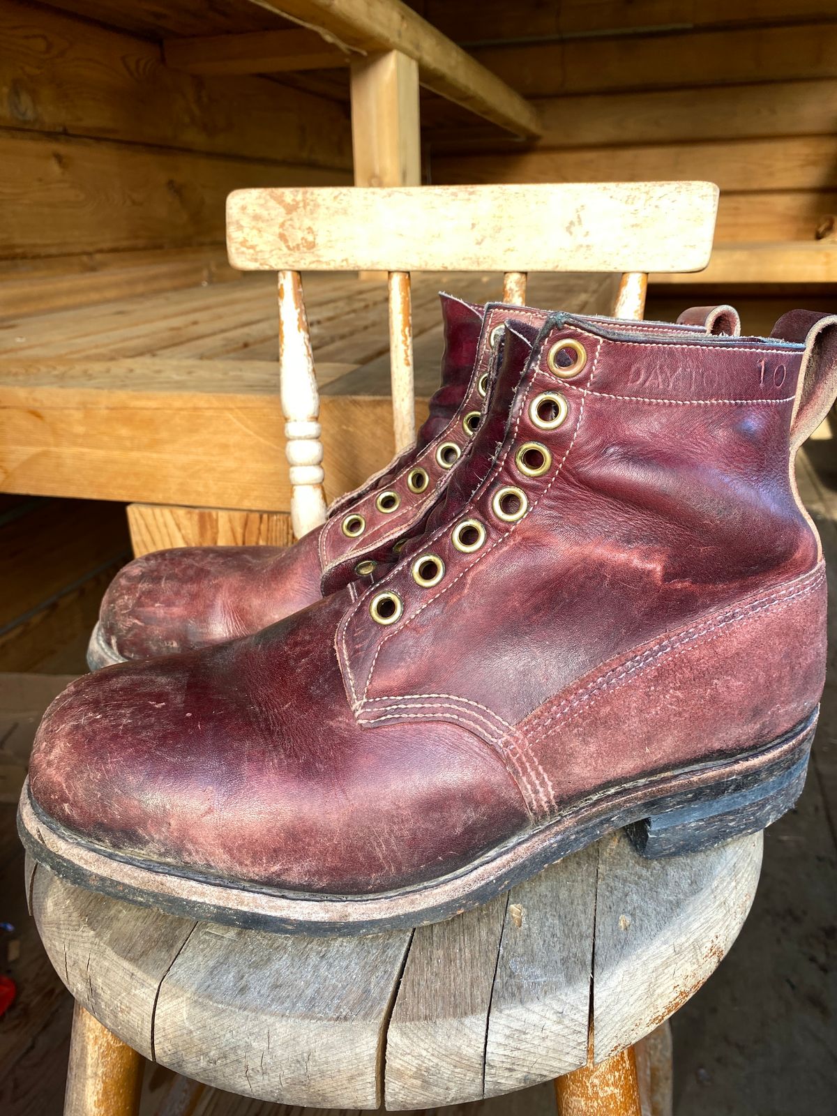 Photo by Benito on January 2, 2023 of the Dayton Boots 9496 Steel Toe in Unknown Leather.