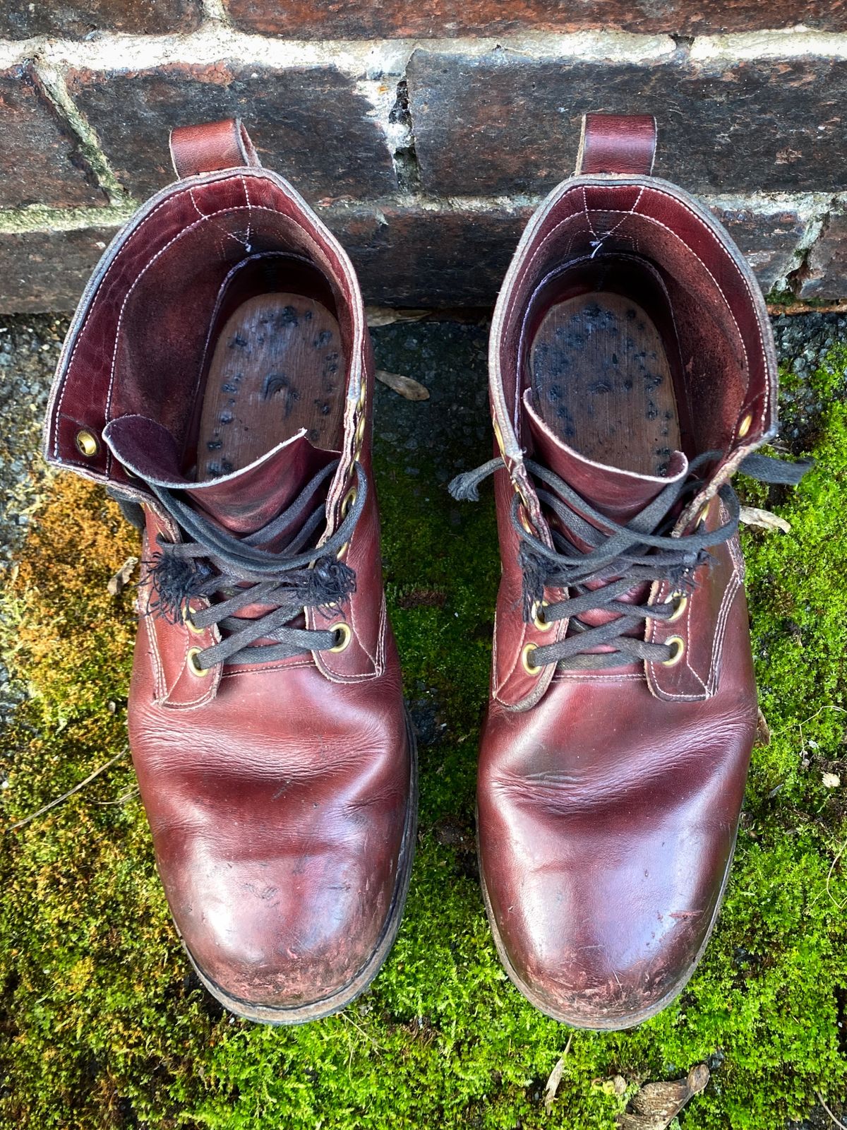 Photo by Benito on April 3, 2023 of the Dayton Boots 9496 Steel Toe in Unknown Leather.