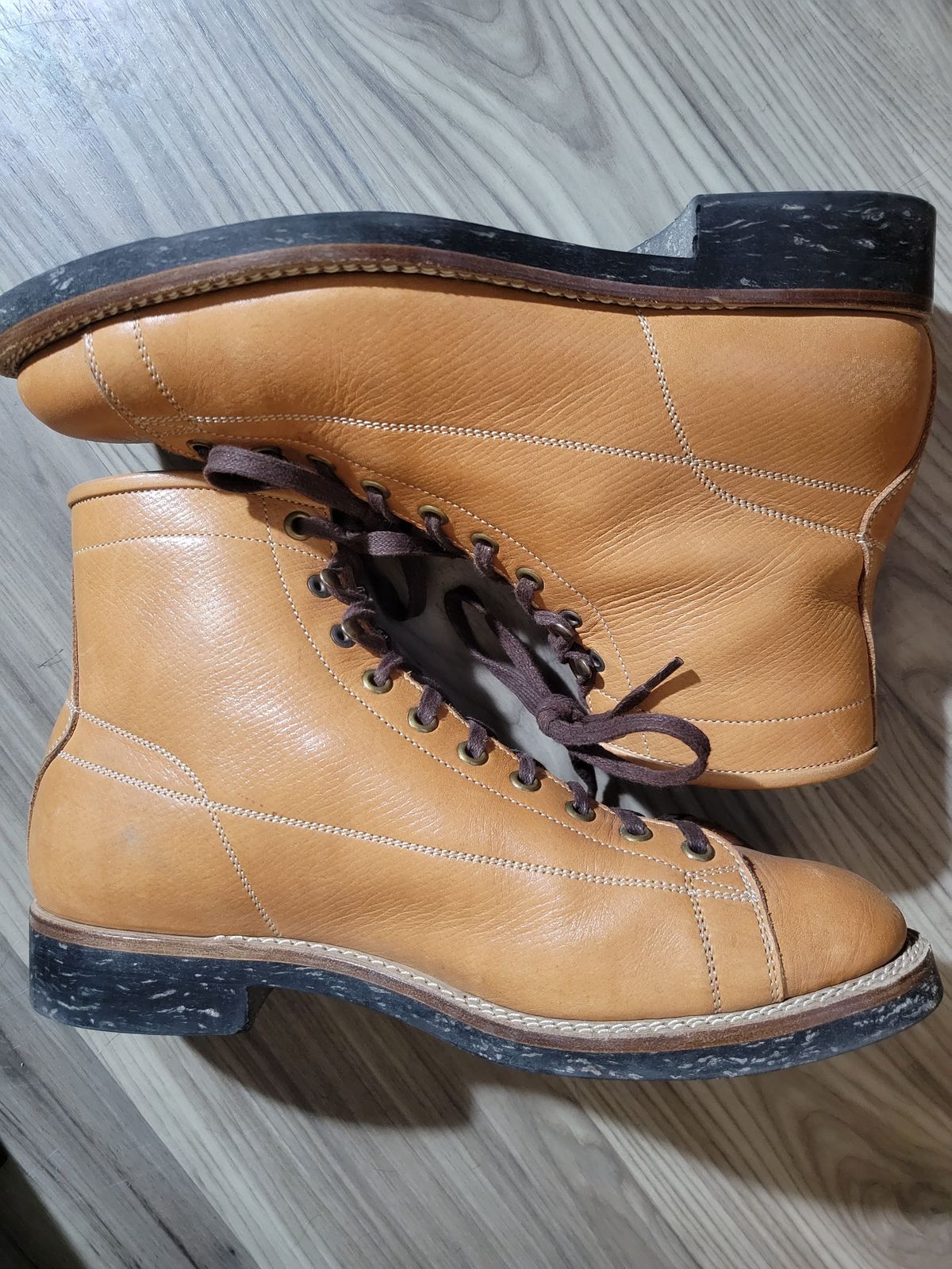 Photo by sacerdos9287 on February 6, 2024 of the Onderhoud LCV02 Monkey Boot in Horween Natural Pioneer Reindeer.