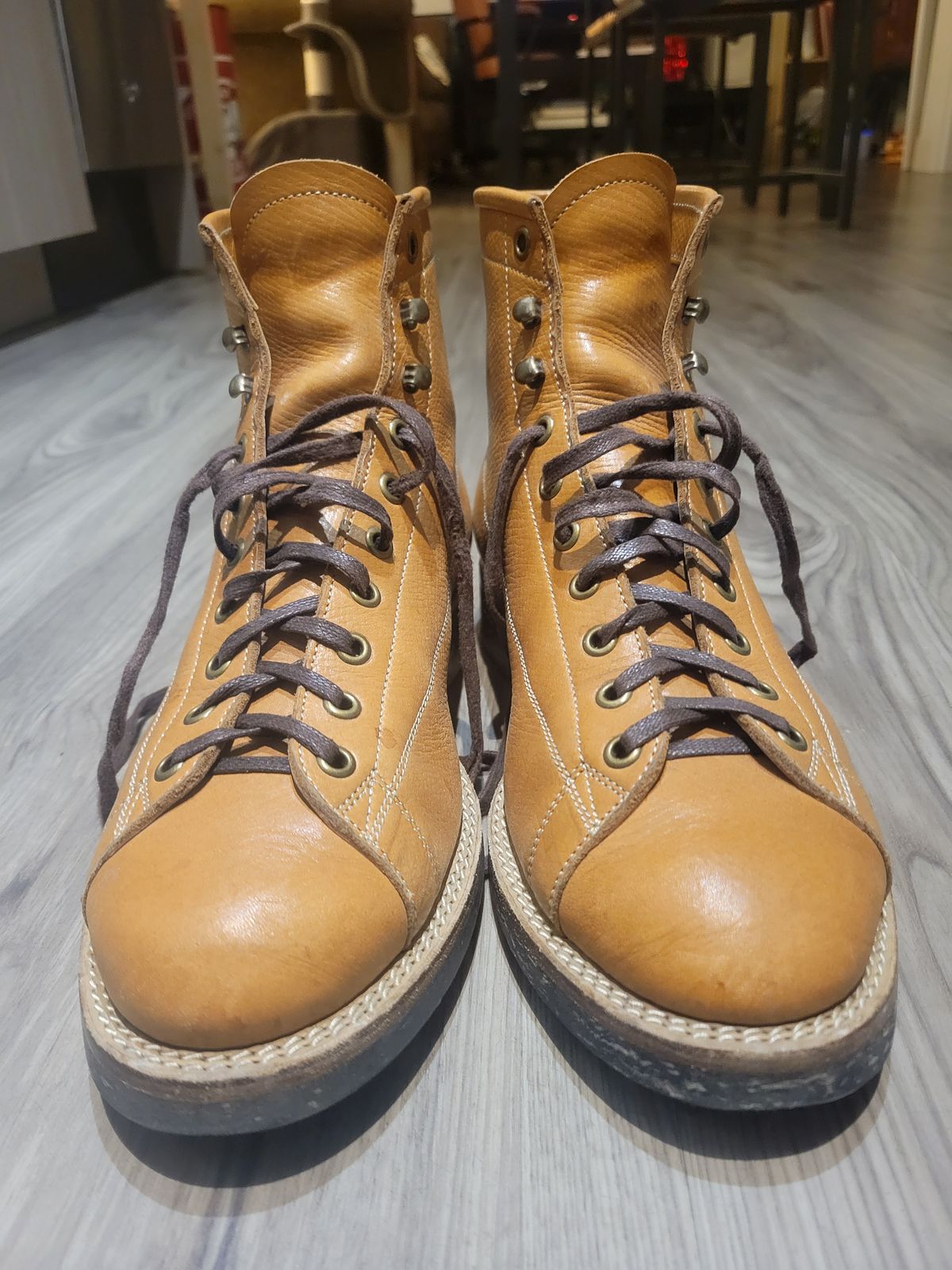 Photo by sacerdos9287 on March 6, 2024 of the Onderhoud LCV02 Monkey Boot in Horween Natural Pioneer Reindeer.