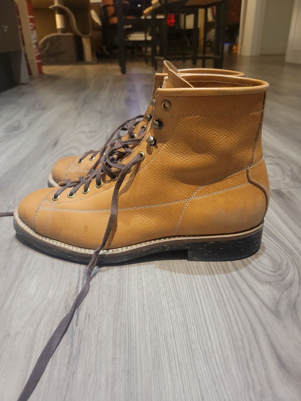 Photo by sacerdos9287 on March 6, 2024 of the Onderhoud LCV02 Monkey Boot in Horween Natural Pioneer Reindeer.