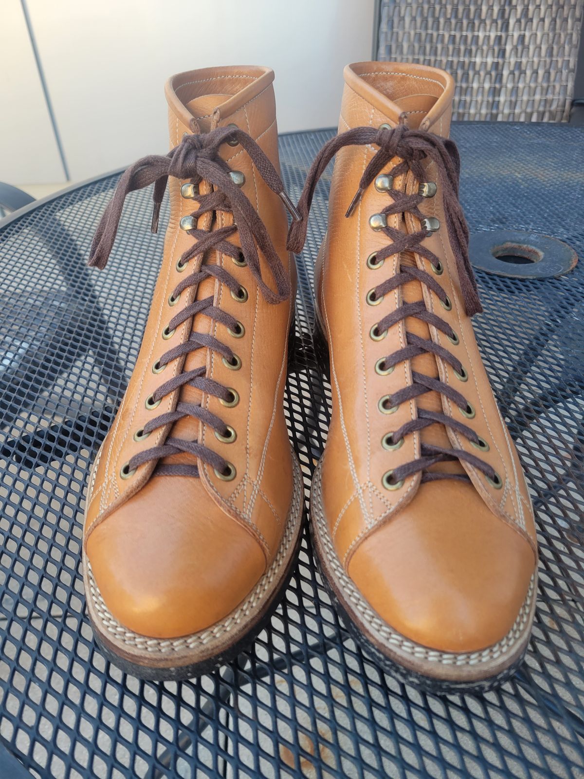 Photo by sacerdos9287 on April 5, 2024 of the Onderhoud LCV02 Monkey Boot in Horween Natural Pioneer Reindeer.