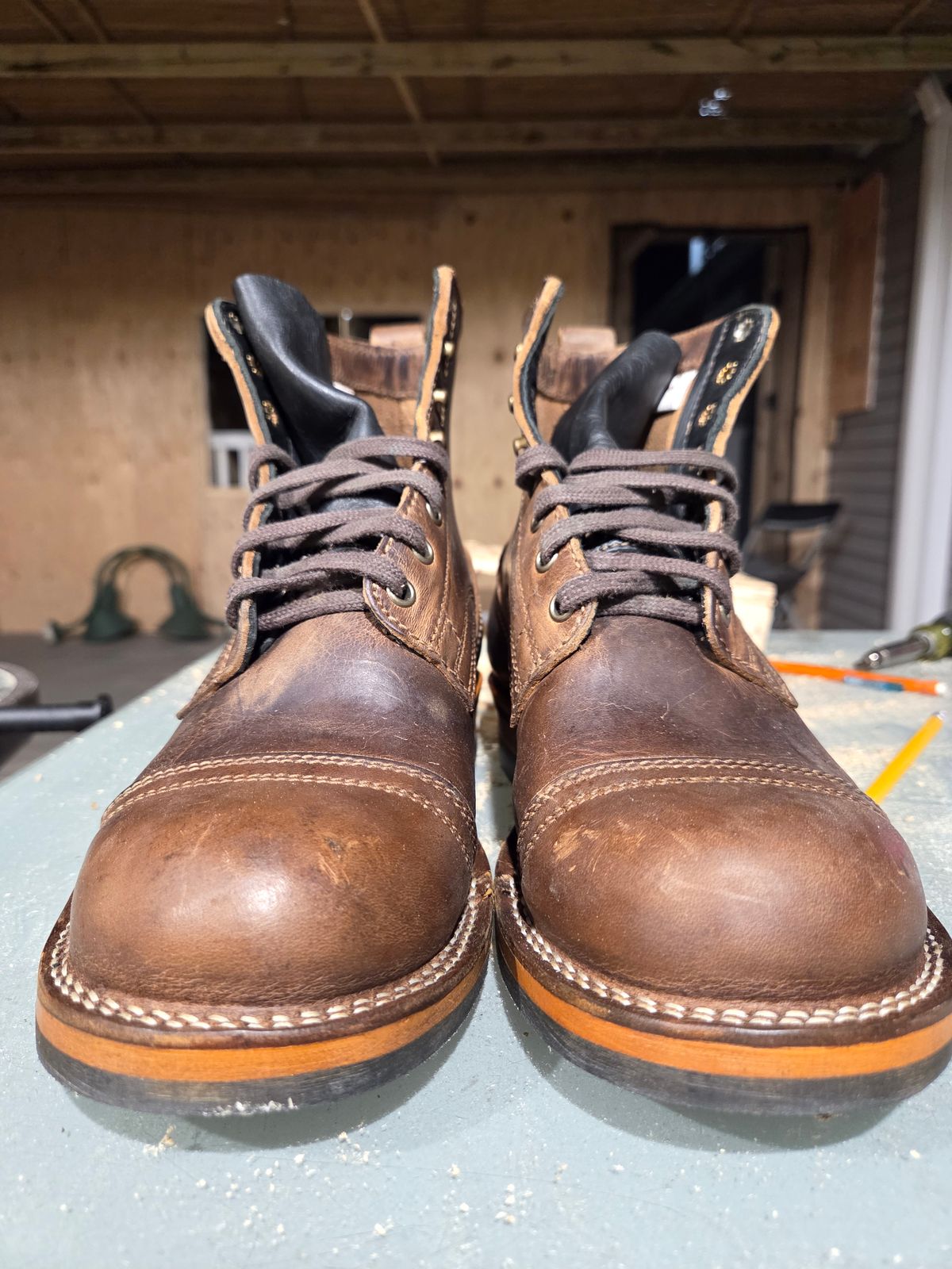 Photo by cherninhvac7997 on October 6, 2025 of the Drew's Boots 6-Inch Contractor in Rowdy Smooth.
