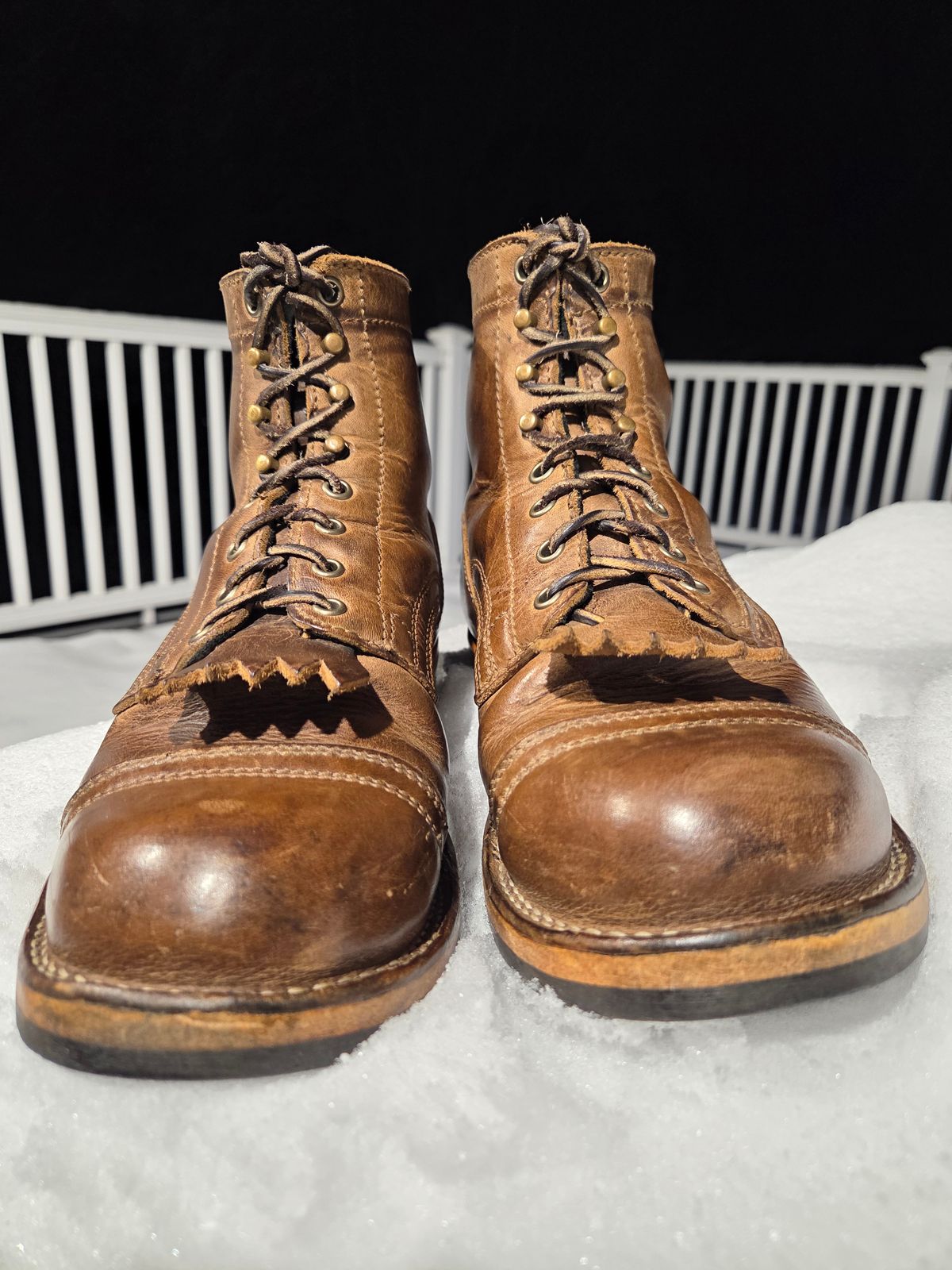 Photo by cherninhvac7997 on January 6, 2026 of the Drew's Boots 6-Inch Contractor in Rowdy Smooth.