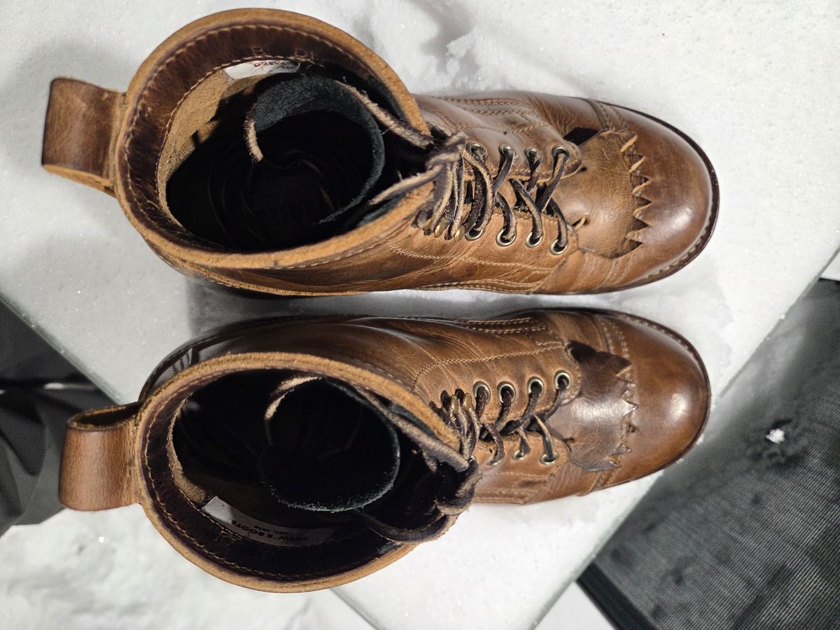 Photo by cherninhvac7997 on January 6, 2026 of the Drew's Boots 6-Inch Contractor in Rowdy Smooth.