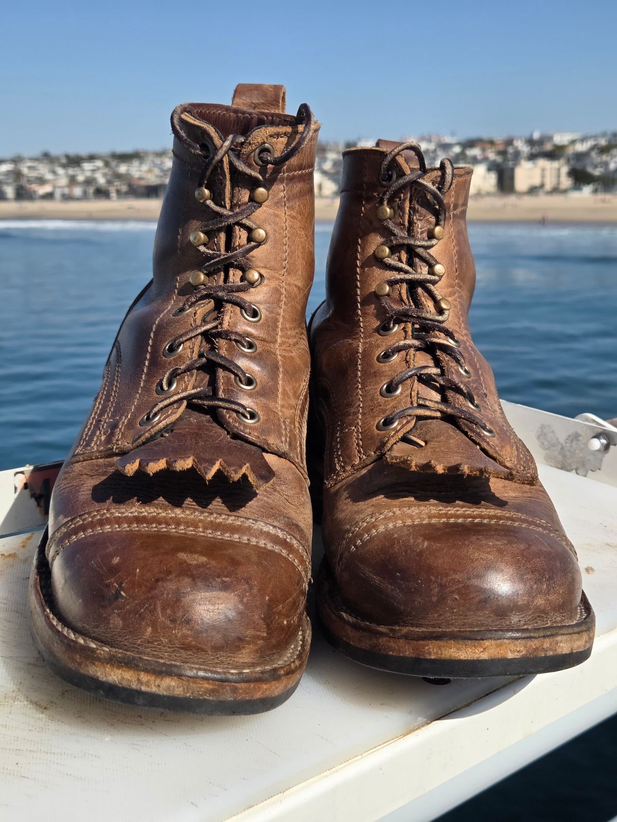 Photo by cherninhvac7997 on February 1, 2026 of the Drew's Boots 6-Inch Contractor in Rowdy Smooth.