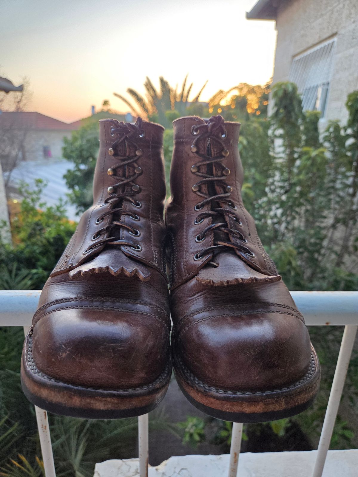 Photo by cherninhvac7997 on March 5, 2026 of the Drew's Boots 6-Inch Contractor in Rowdy Smooth.