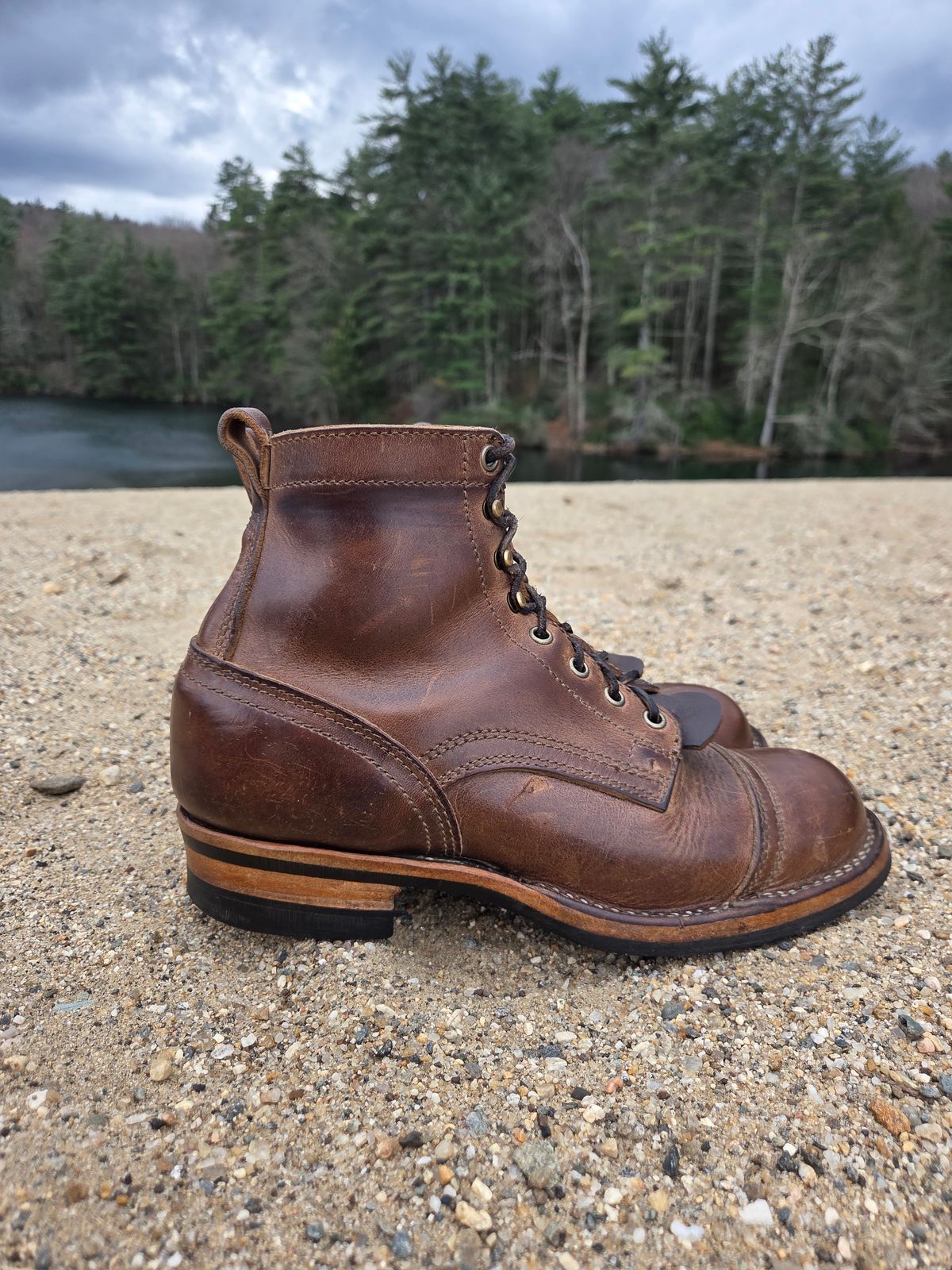 Photo by cherninhvac7997 on April 1, 2026 of the Drew's Boots 6-Inch Contractor in Rowdy Smooth.