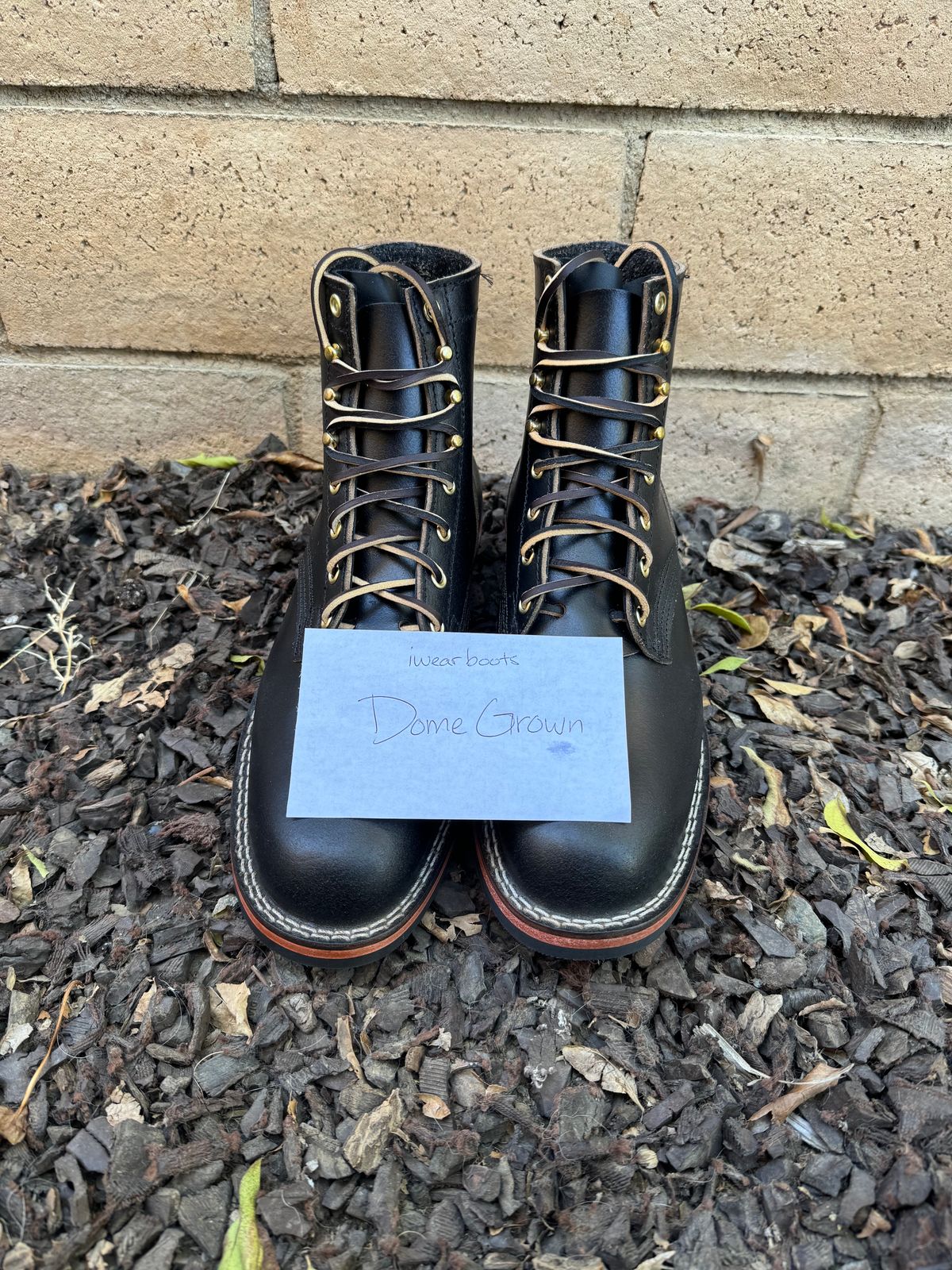 Photo by iwearboots on November 4, 2023 of the Nicks Unknown Model in Horween Black Waxed Flesh.