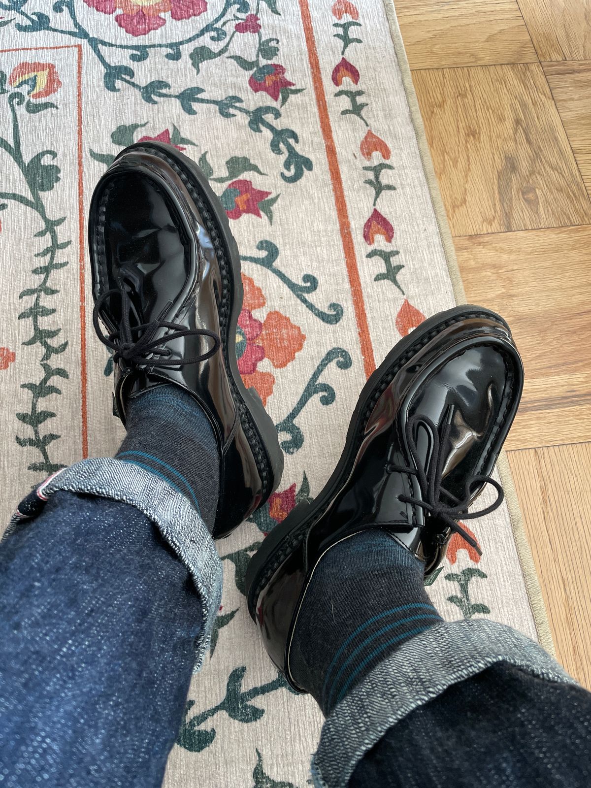 Photo by RemyTwotimes on April 8, 2023 of the Paraboot Michael in Gloss Noir Patent Leather.