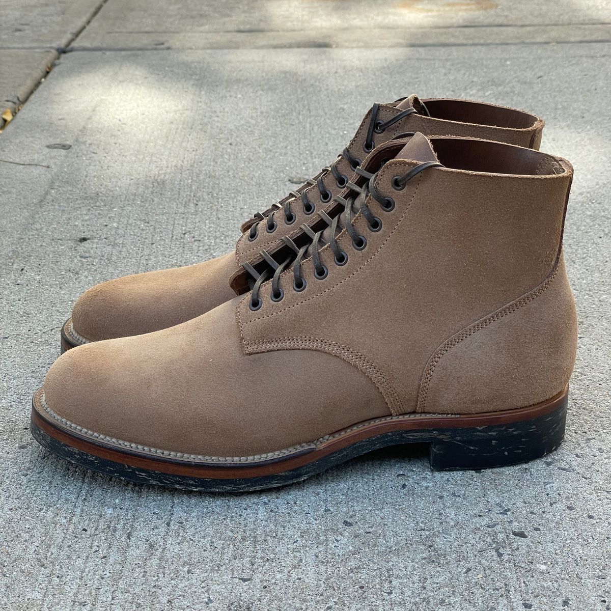 Photo by RemyTwotimes on October 15, 2024 of the Viberg N1 Boot in Horween Marine Field Roughout.