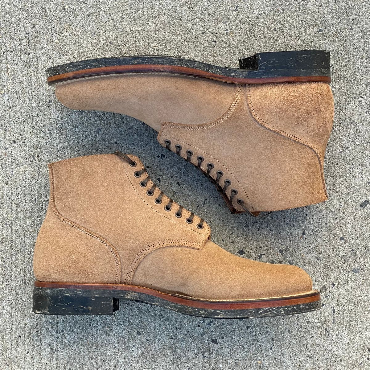 Photo by RemyTwotimes on October 15, 2024 of the Viberg N1 Boot in Horween Marine Field Roughout.