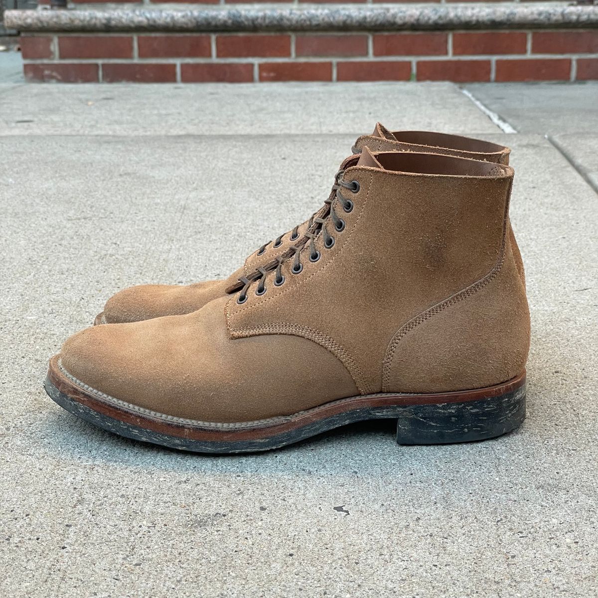 Photo by RemyTwotimes on November 5, 2024 of the Viberg N1 Boot in Horween Marine Field Roughout.