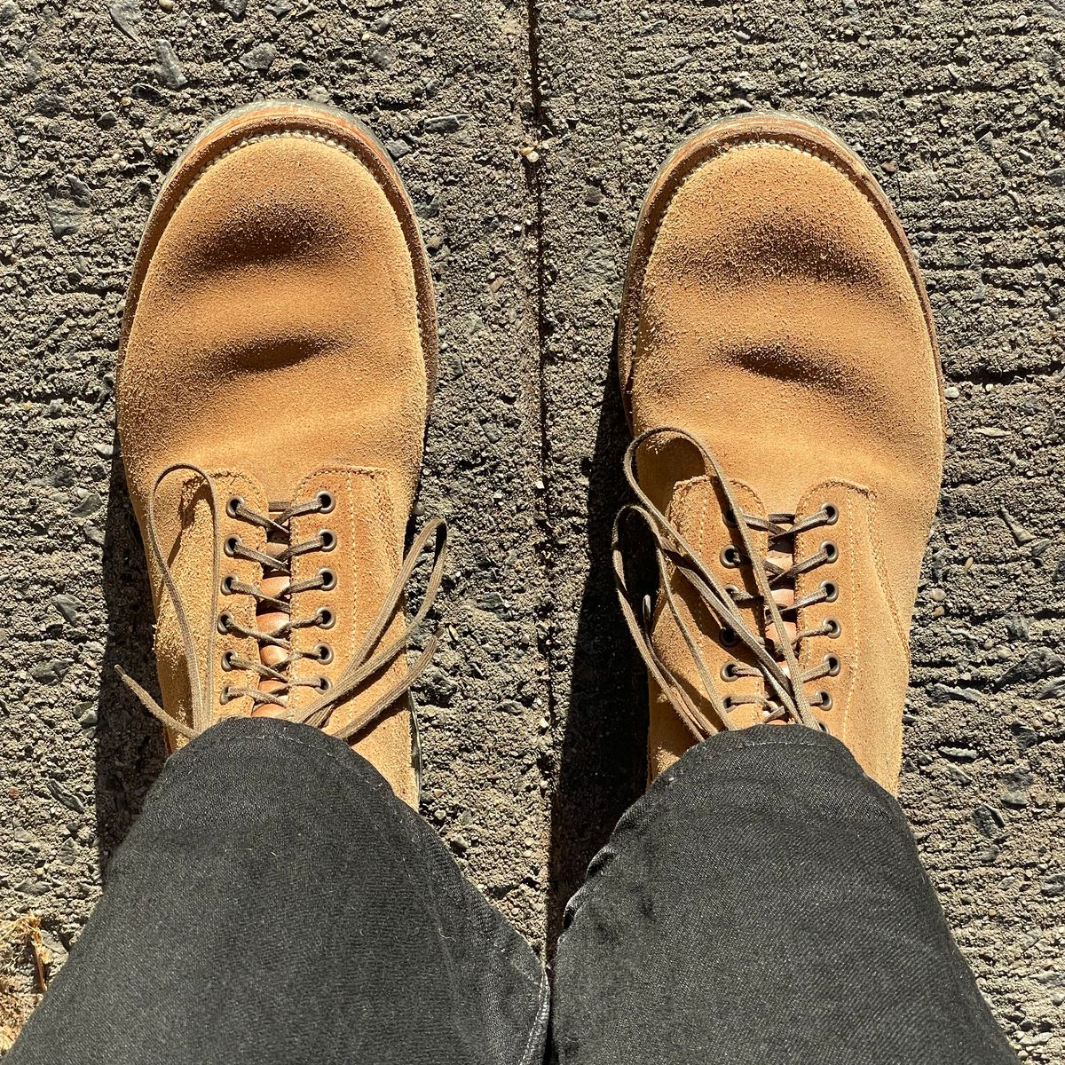 Photo by RemyTwotimes on November 23, 2024 of the Viberg N1 Boot in Horween Marine Field Roughout.