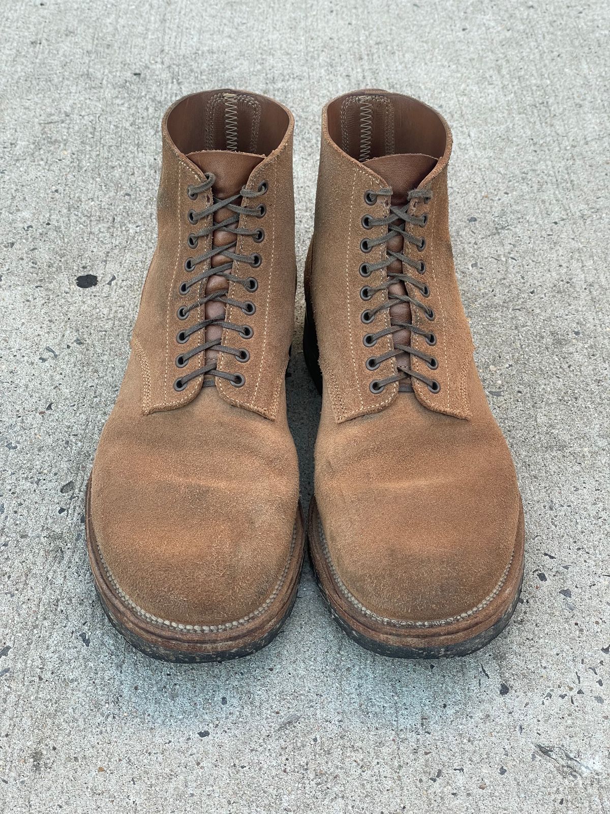 Photo by RemyTwotimes on January 3, 2025 of the Viberg N1 Boot in Horween Marine Field Roughout.