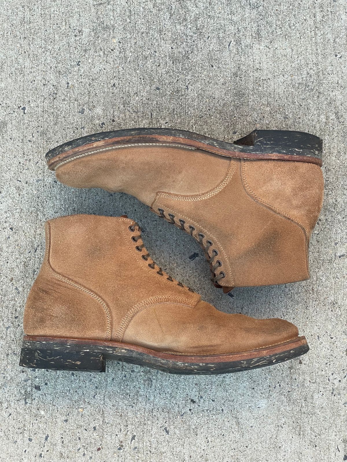 Photo by RemyTwotimes on January 3, 2025 of the Viberg N1 Boot in Horween Marine Field Roughout.