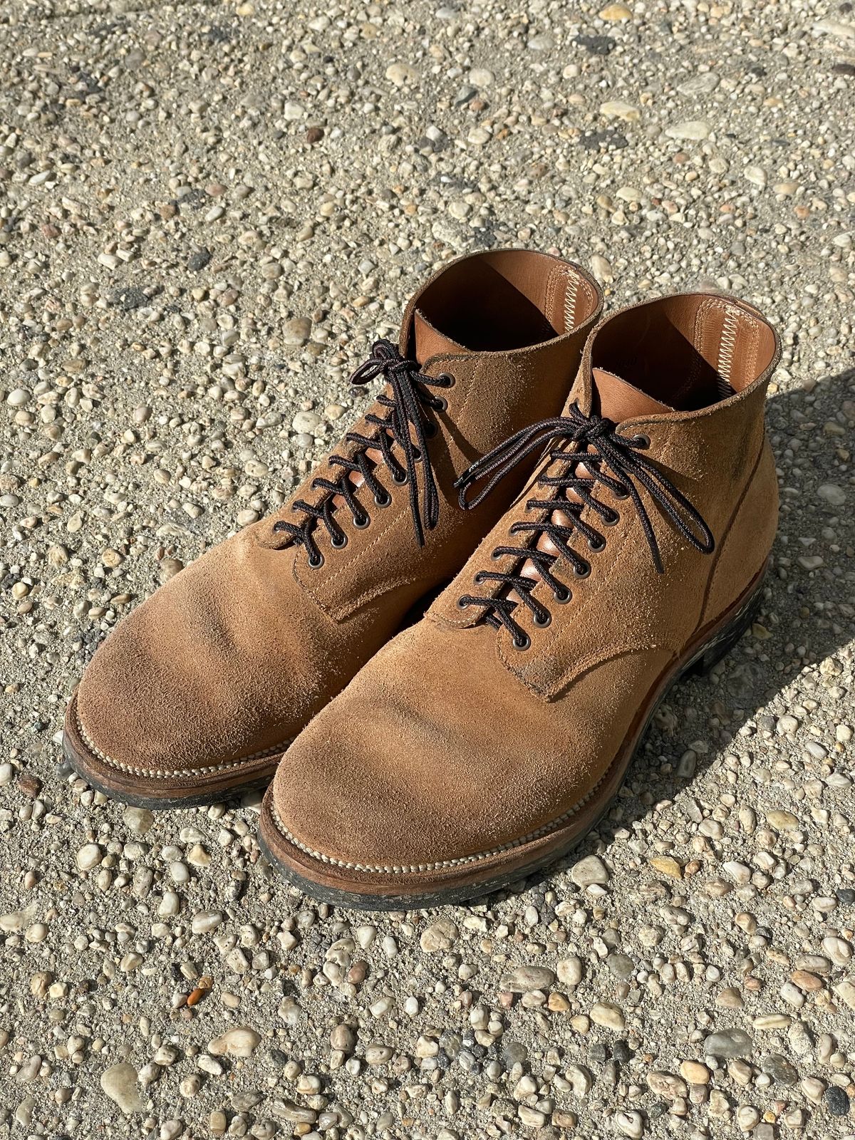 Photo by RemyTwotimes on February 4, 2025 of the Viberg N1 Boot in Horween Marine Field Roughout.