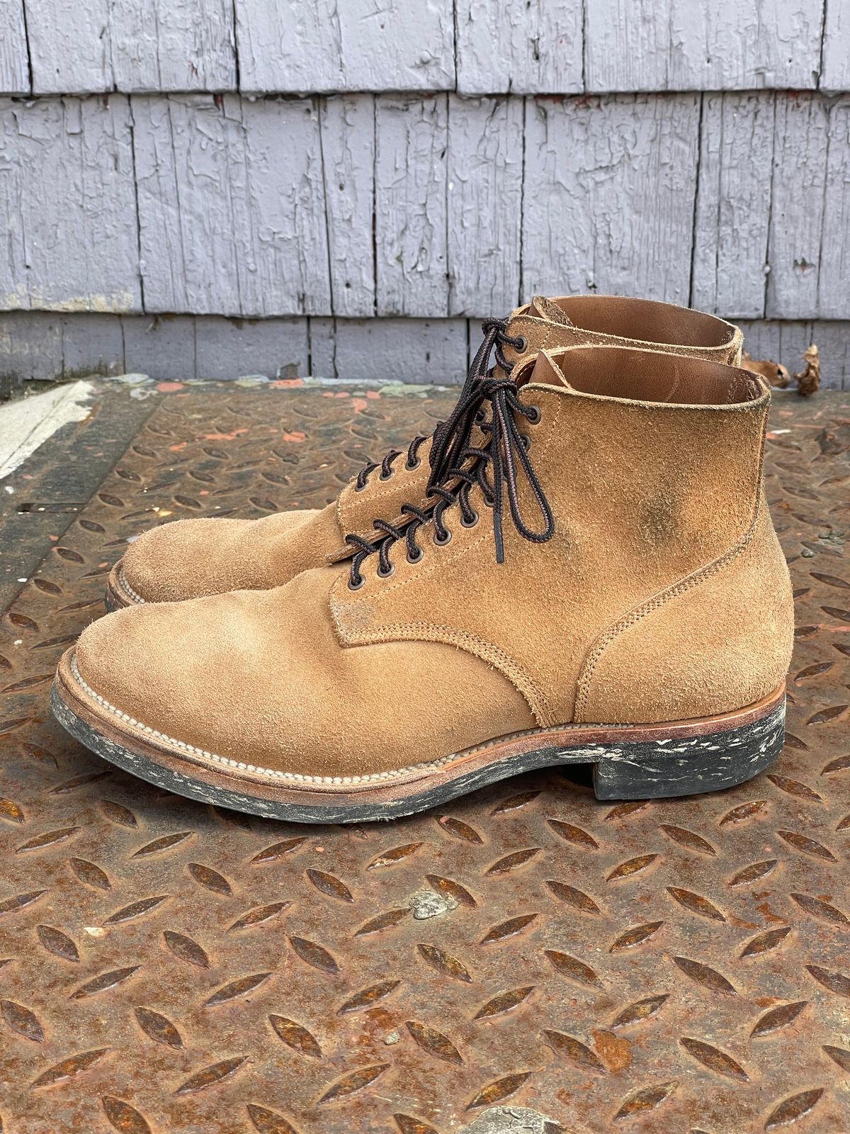 Photo by RemyTwotimes on February 4, 2025 of the Viberg N1 Boot in Horween Marine Field Roughout.