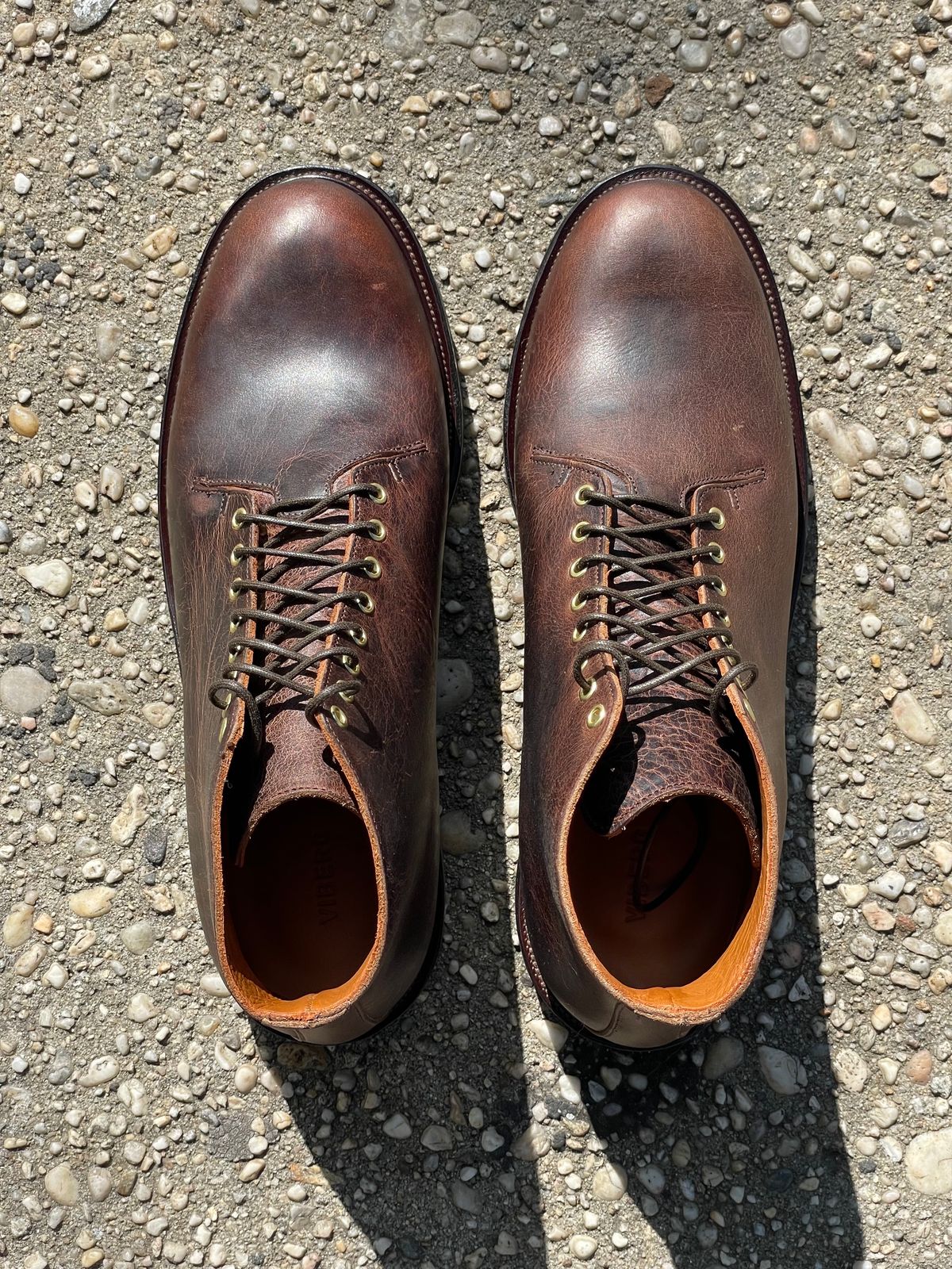Photo by RemyTwotimes on October 1, 2023 of the Viberg Wholecut Derby Boot in Horween Rowdy Dachshund.