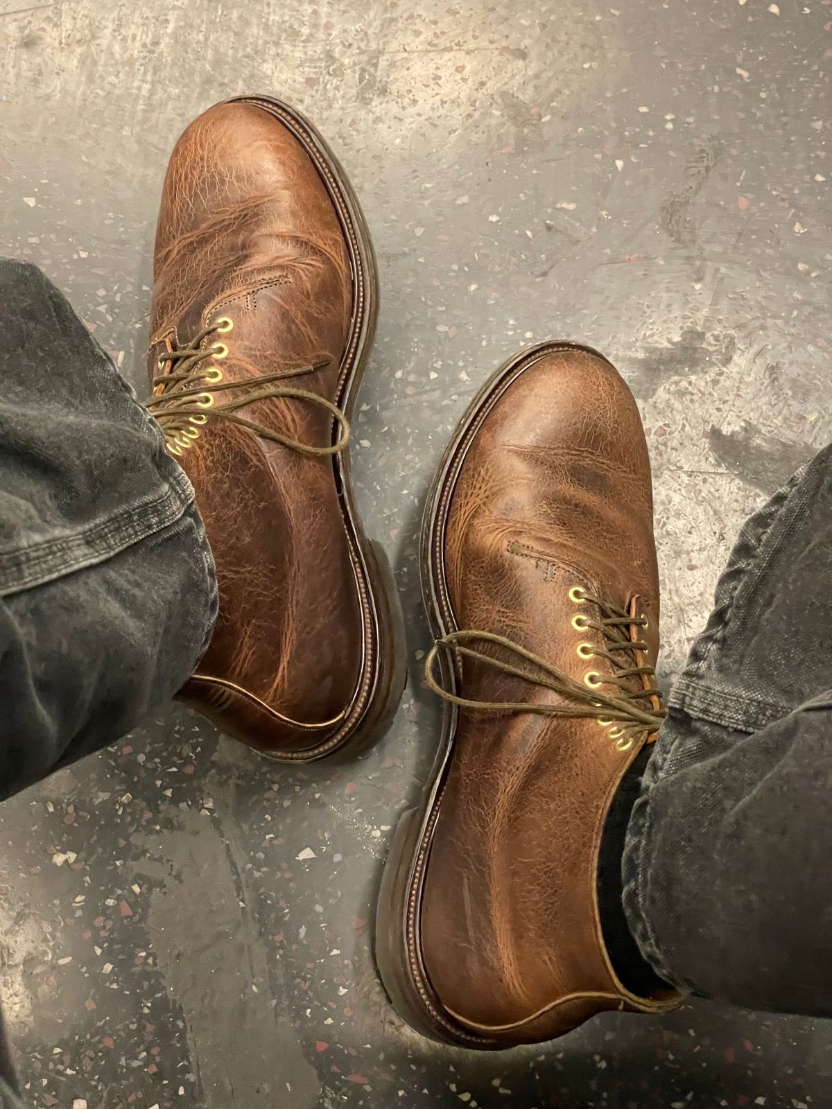 Photo by RemyTwotimes on November 18, 2023 of the Viberg Wholecut Derby Boot in Horween Rowdy Dachshund.