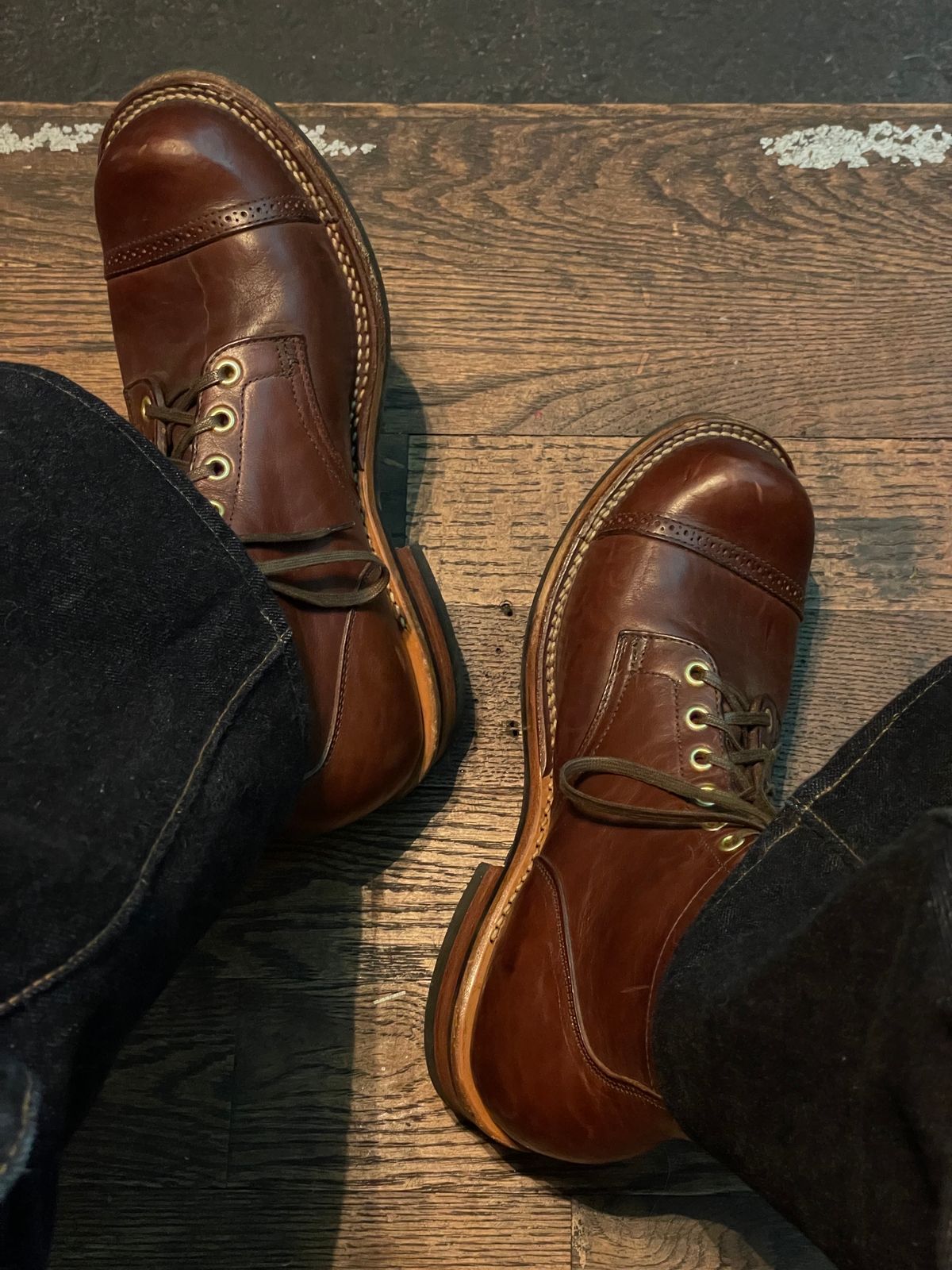 Photo by RemyTwotimes on December 4, 2023 of the Viberg Service Boot BCT in Horween Natural Bison.