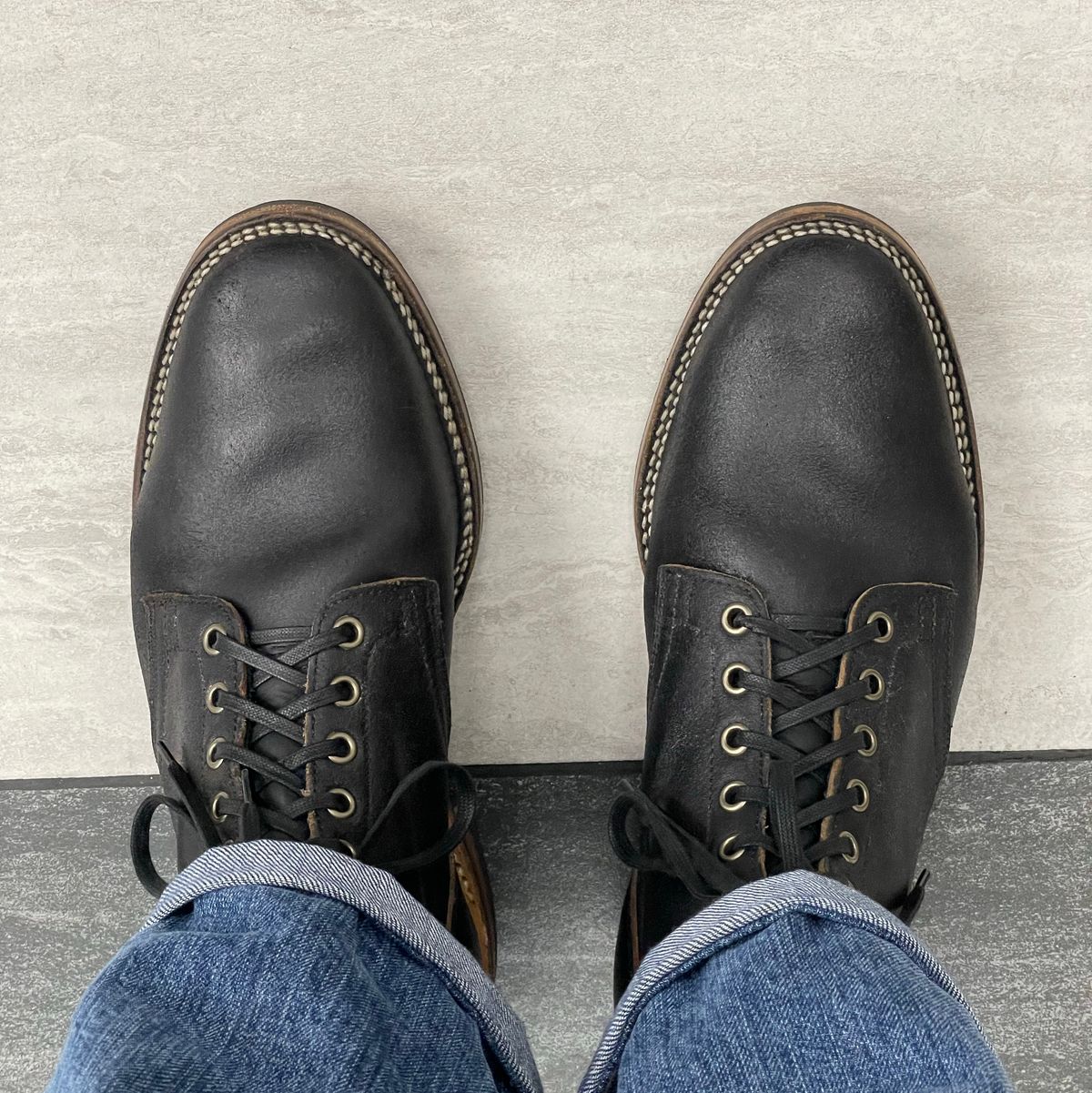 Photo by RemyTwotimes on March 27, 2024 of the Viberg Service Boot in Horween Black Waxed Flesh.