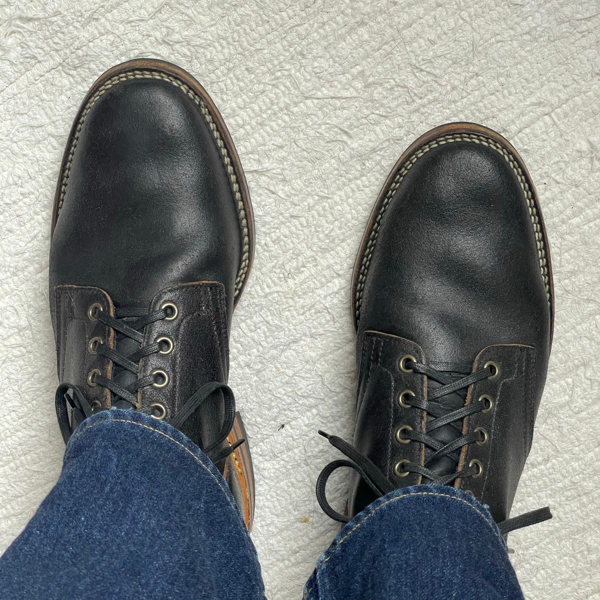 Photo by RemyTwotimes on May 27, 2025 of the Viberg Service Boot in Horween Black Waxed Flesh.