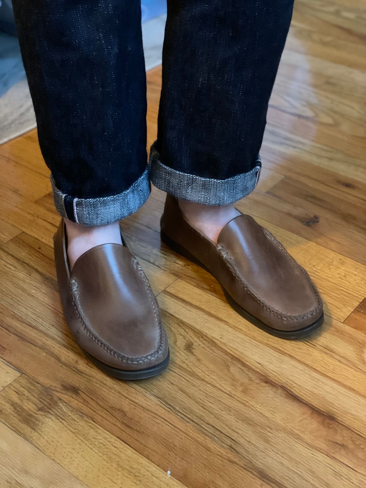 Photo by RemyTwotimes on April 7, 2023 of the Oak Street Bootmakers Slip Moc in Horween Natural Chromexcel.