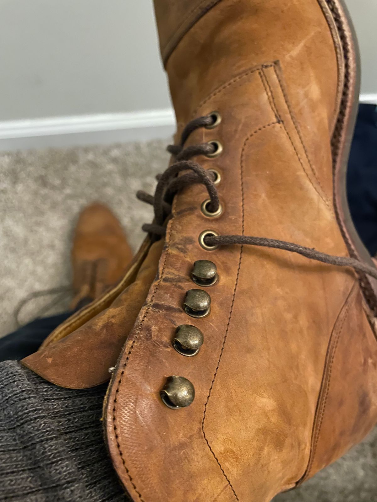 Photo by WalkingToMyWedding on November 12, 2023 of the Meermin Jumper Boot in Tobacco Waxy Shell Cordovan.
