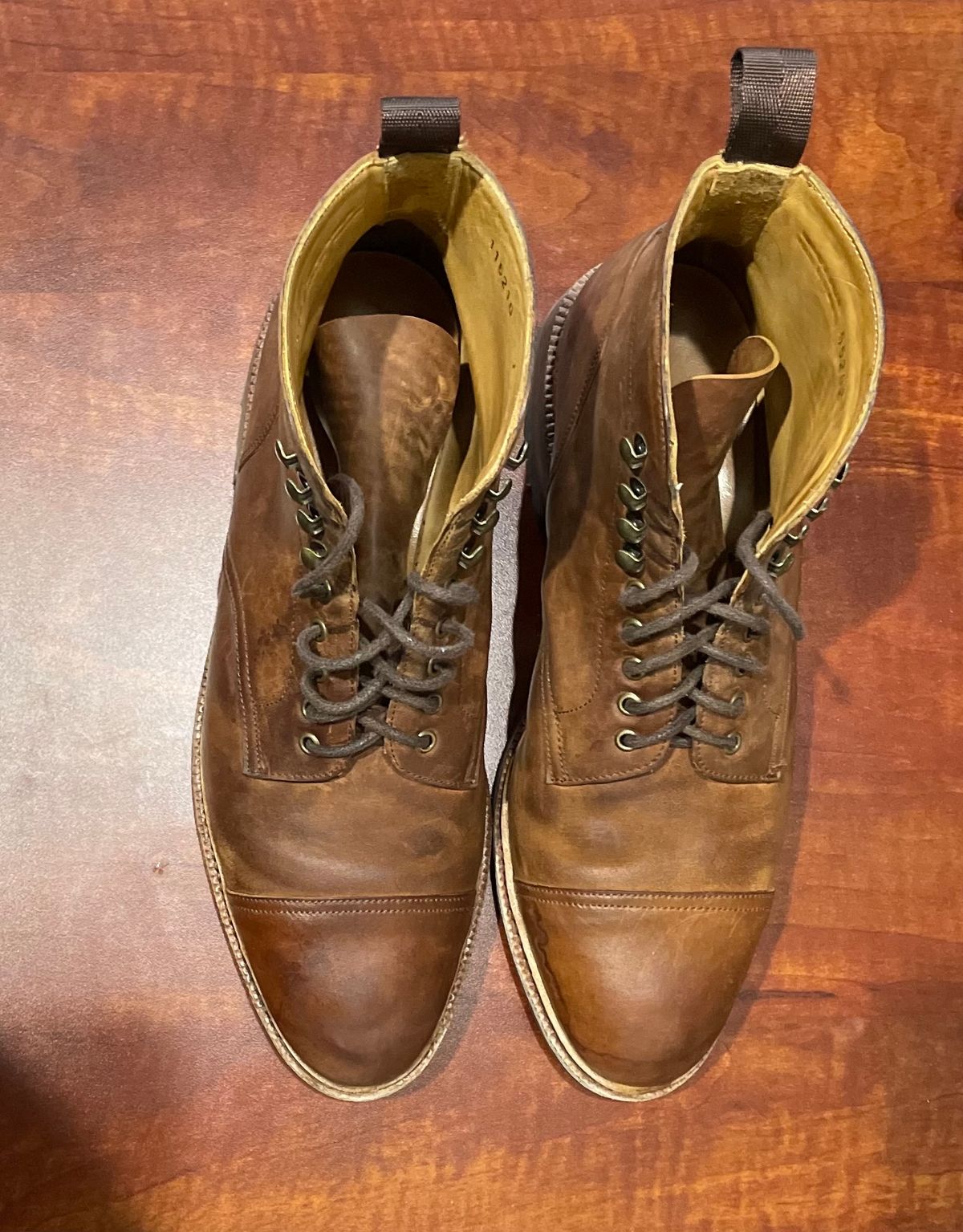 Photo by WalkingToMyWedding on December 3, 2023 of the Meermin Jumper Boot in Tobacco Waxy Shell Cordovan.