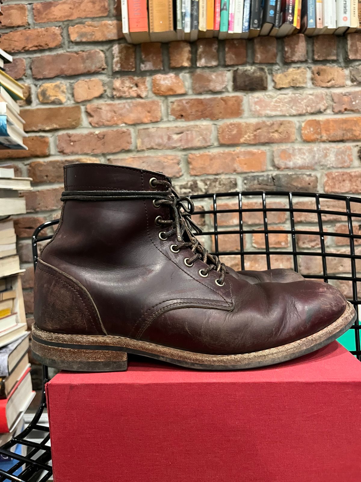 Photo by BigDogSaysBark on December 6, 2022 of the Oak Street Bootmakers Trench Boot in Horween Color 8 Chromexcel.